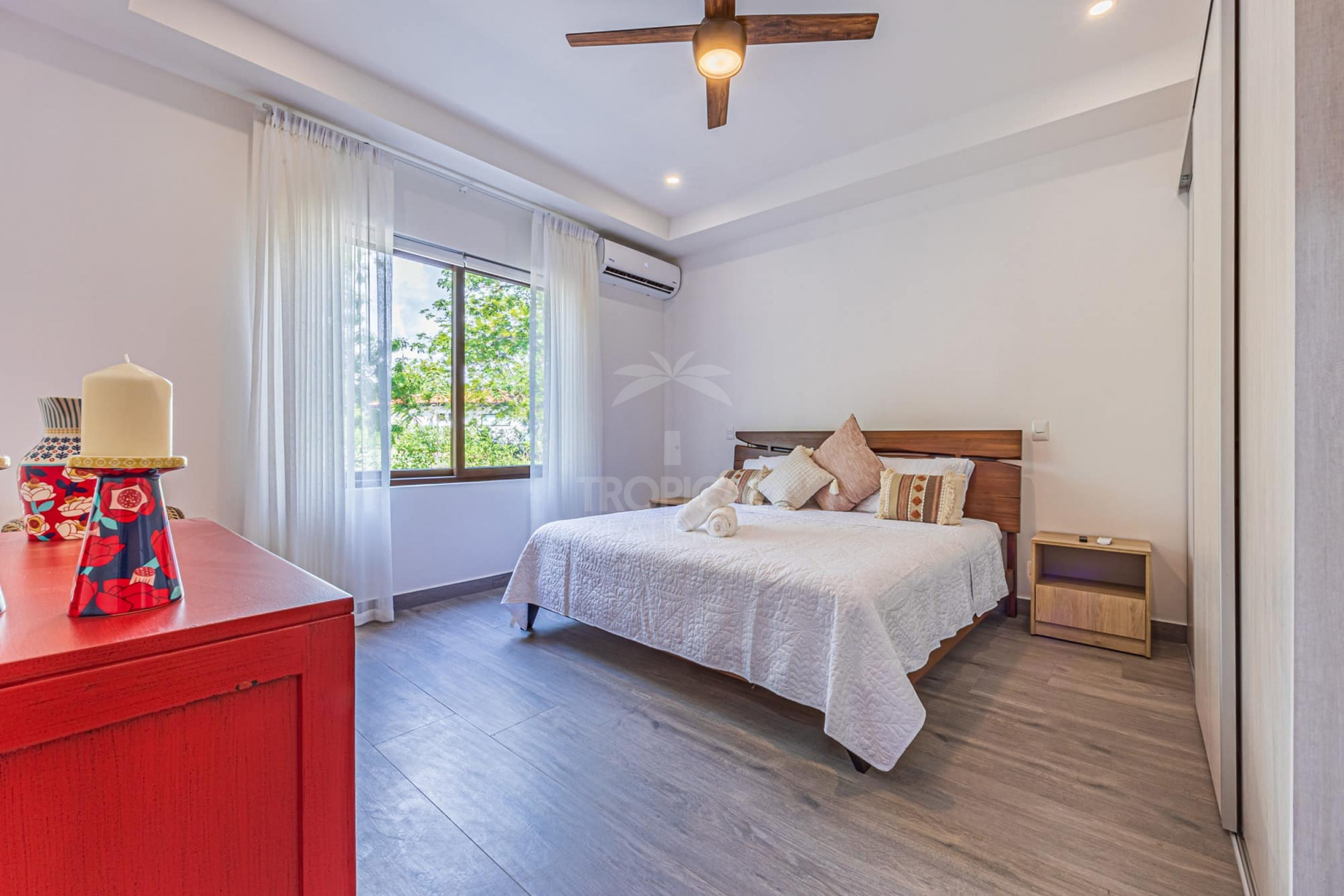 Luxury Villa in Hacienda Pinilla – Guest House, Private Pool & Resort-Style Living