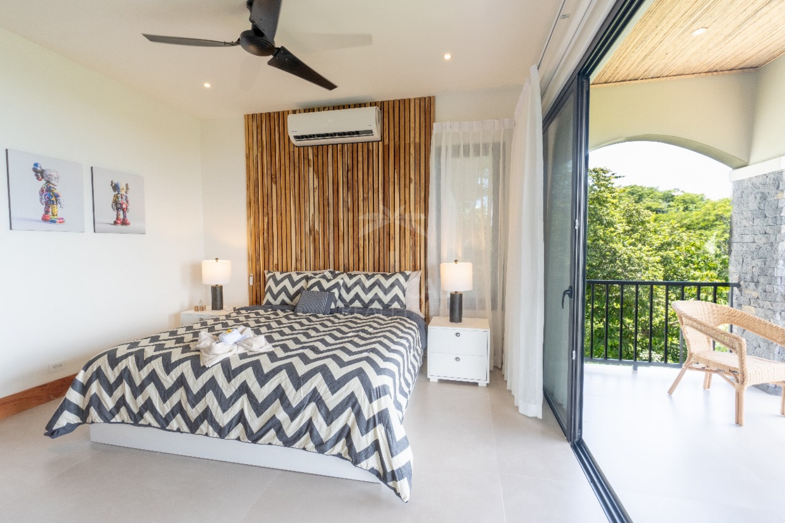 Luxury Residence with Infinity Pool and 360° ocean views in Costa Rica's "Blue Zone"