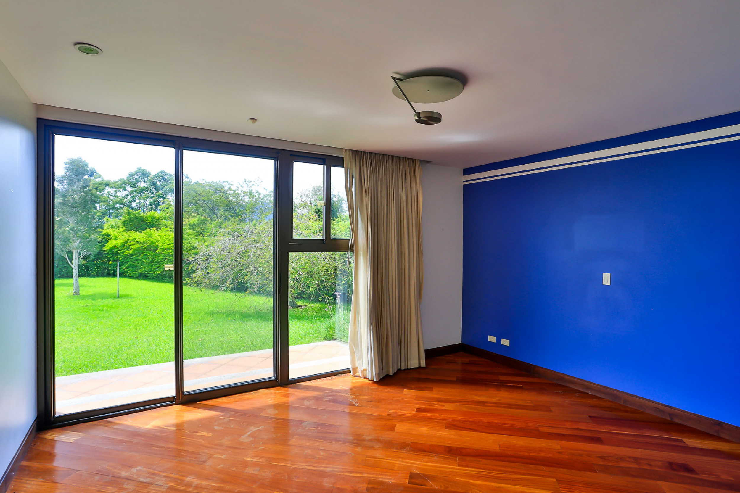 For Sale: Stunning Luxury Home in Monteran, Granadilla – Premier Location and Exclusive Privacy