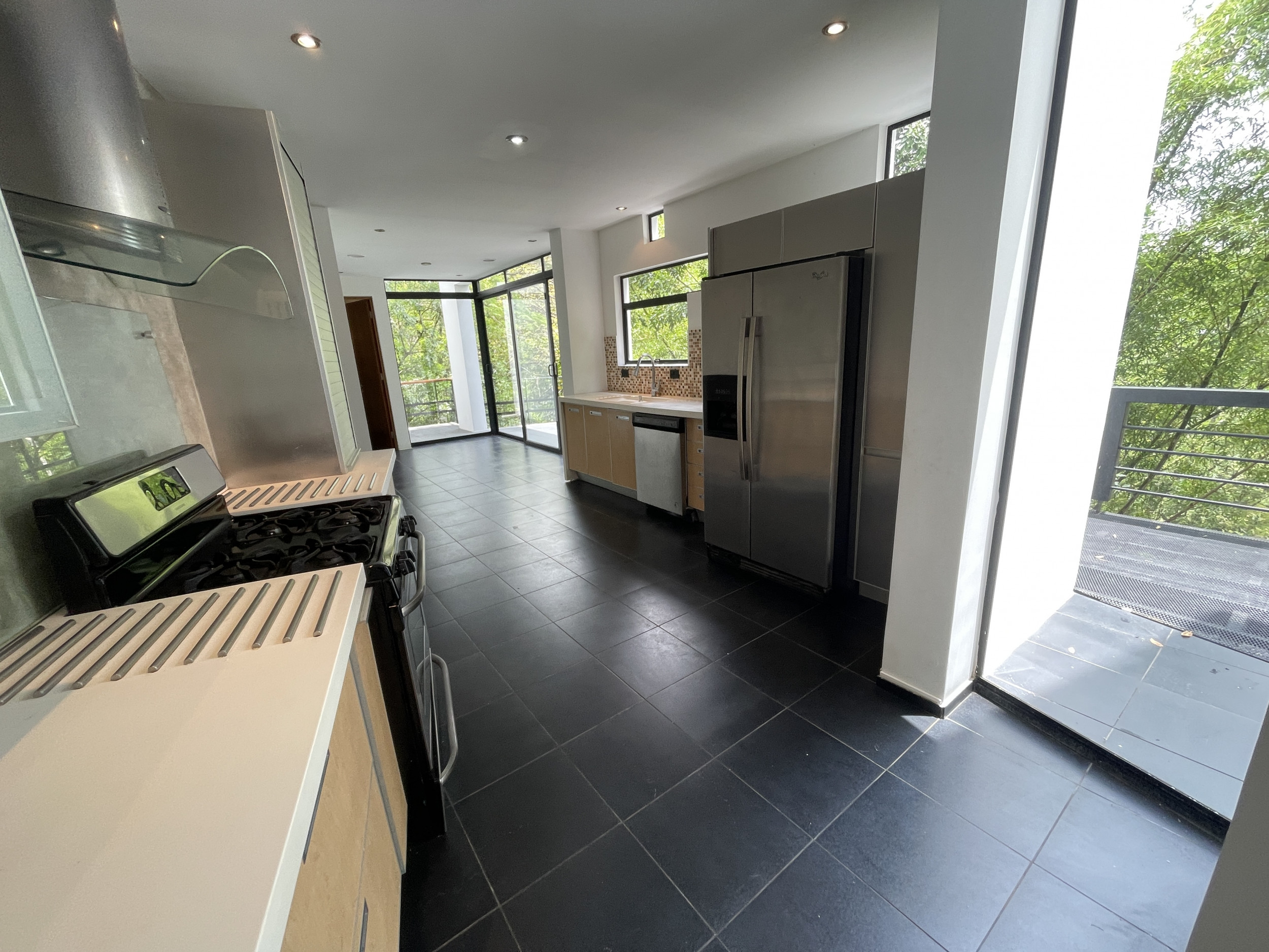 Villa Real Santa Ana: Stunning Contemporary Investment Property with Panoramic Views