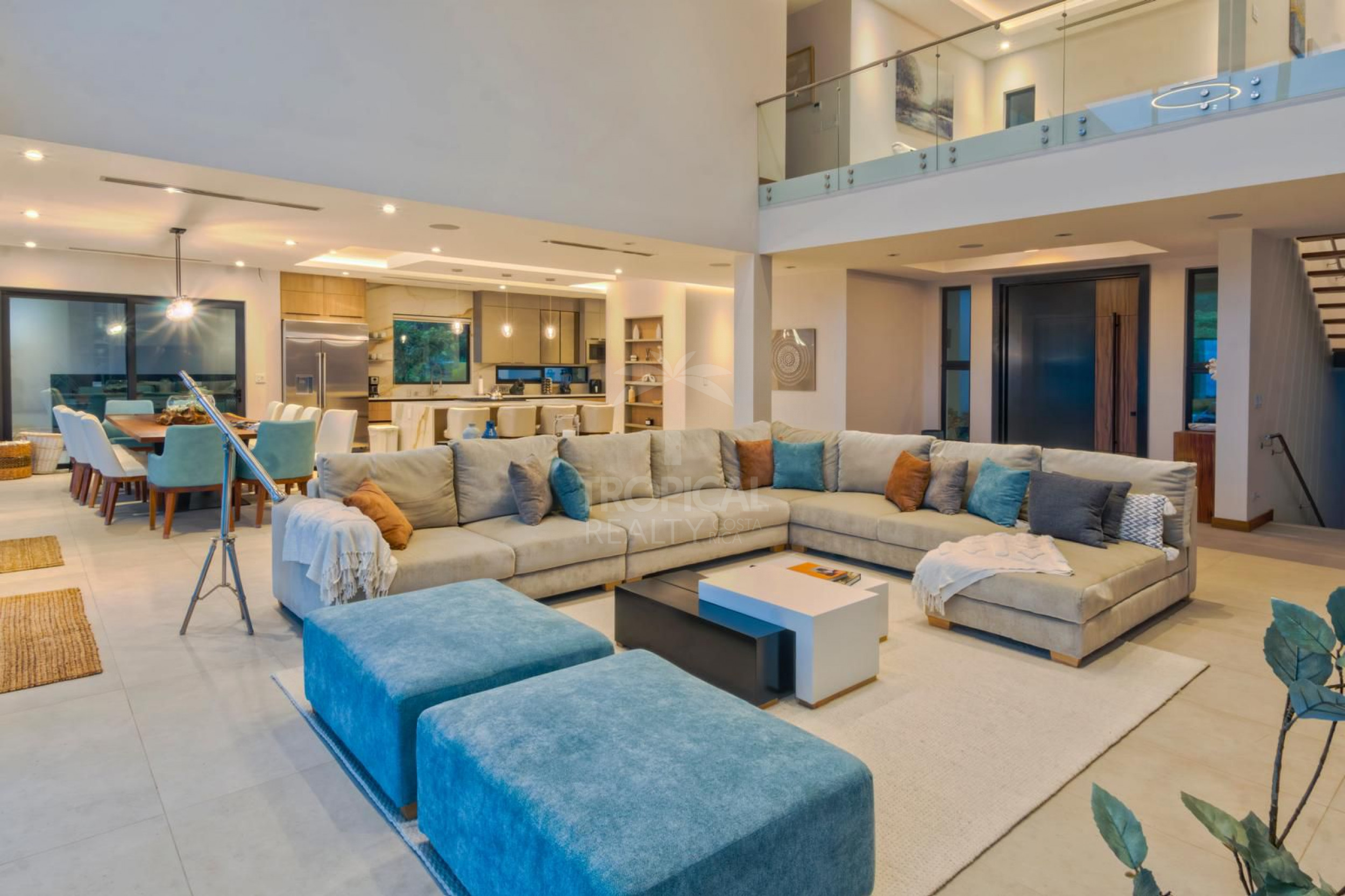 Exclusive 9-Bedroom Villa in Mar Vista Condominium | Ocean Views and Vacation Rental Potential