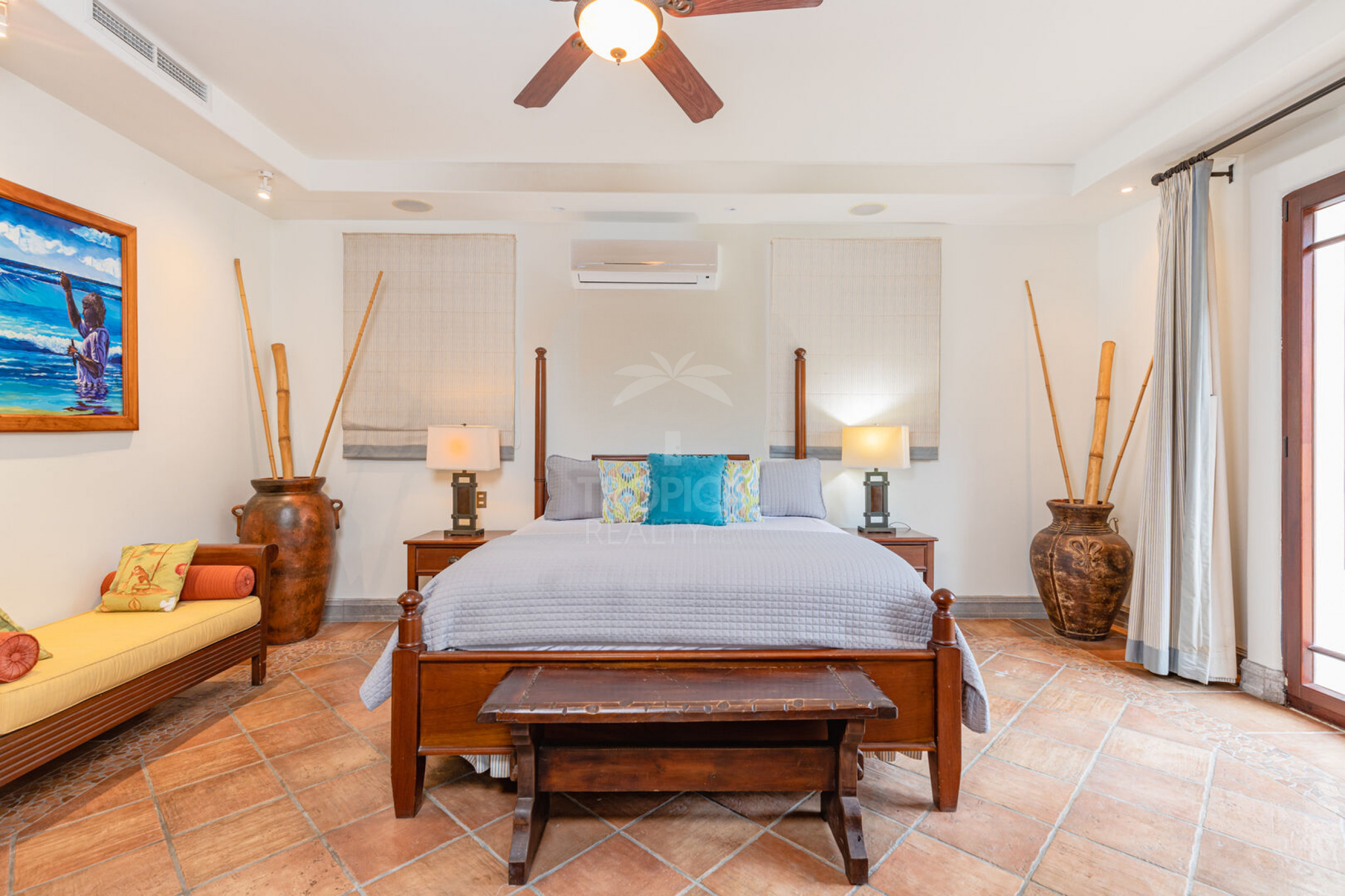 Luxury Spanish Colonial Home in Hacienda Pinilla – Infinity Pool & Resort Living
