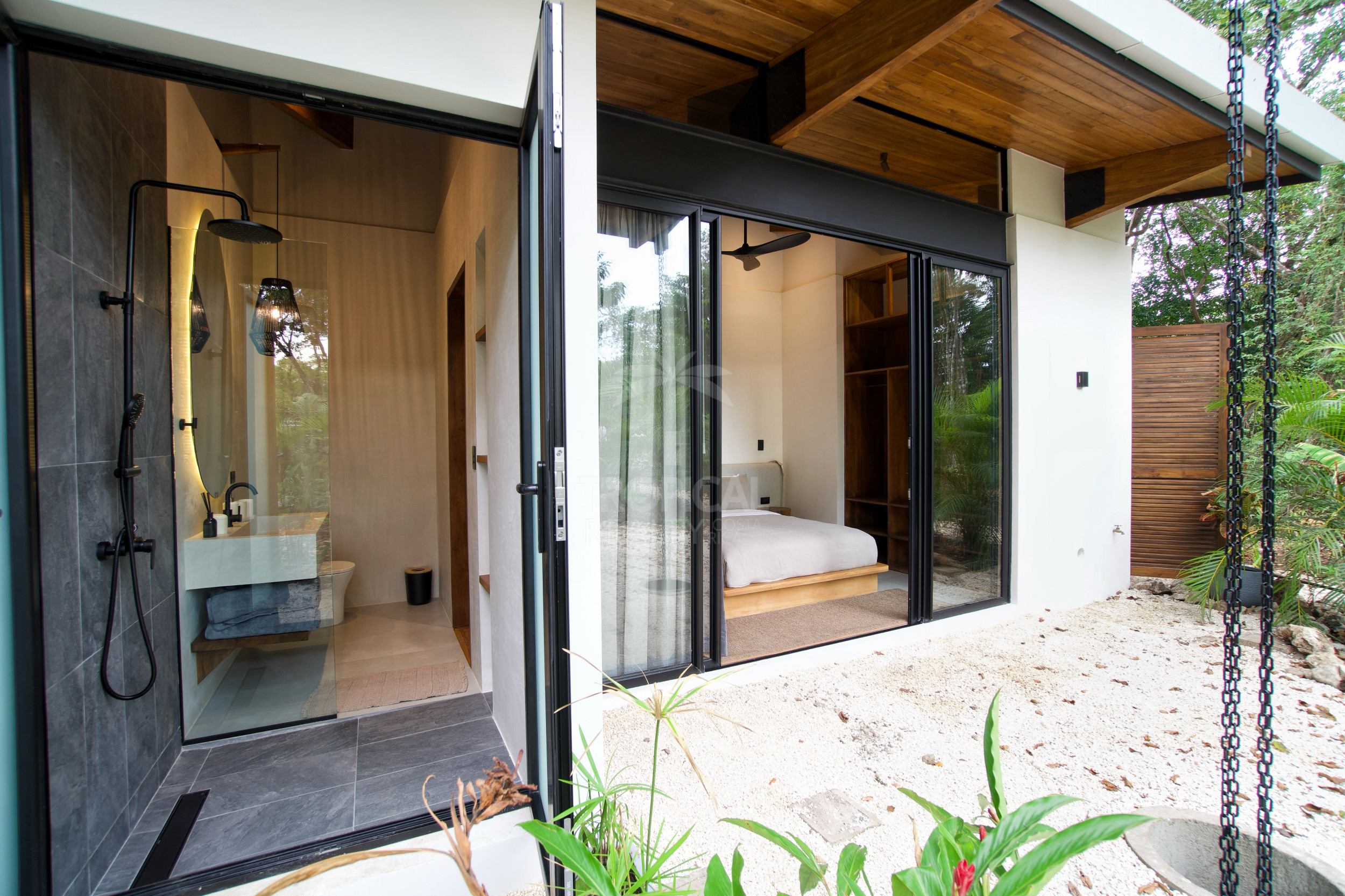 Luxury Ocean View Villa in Santa Teresa – 7,204 m² of Privacy & Nature