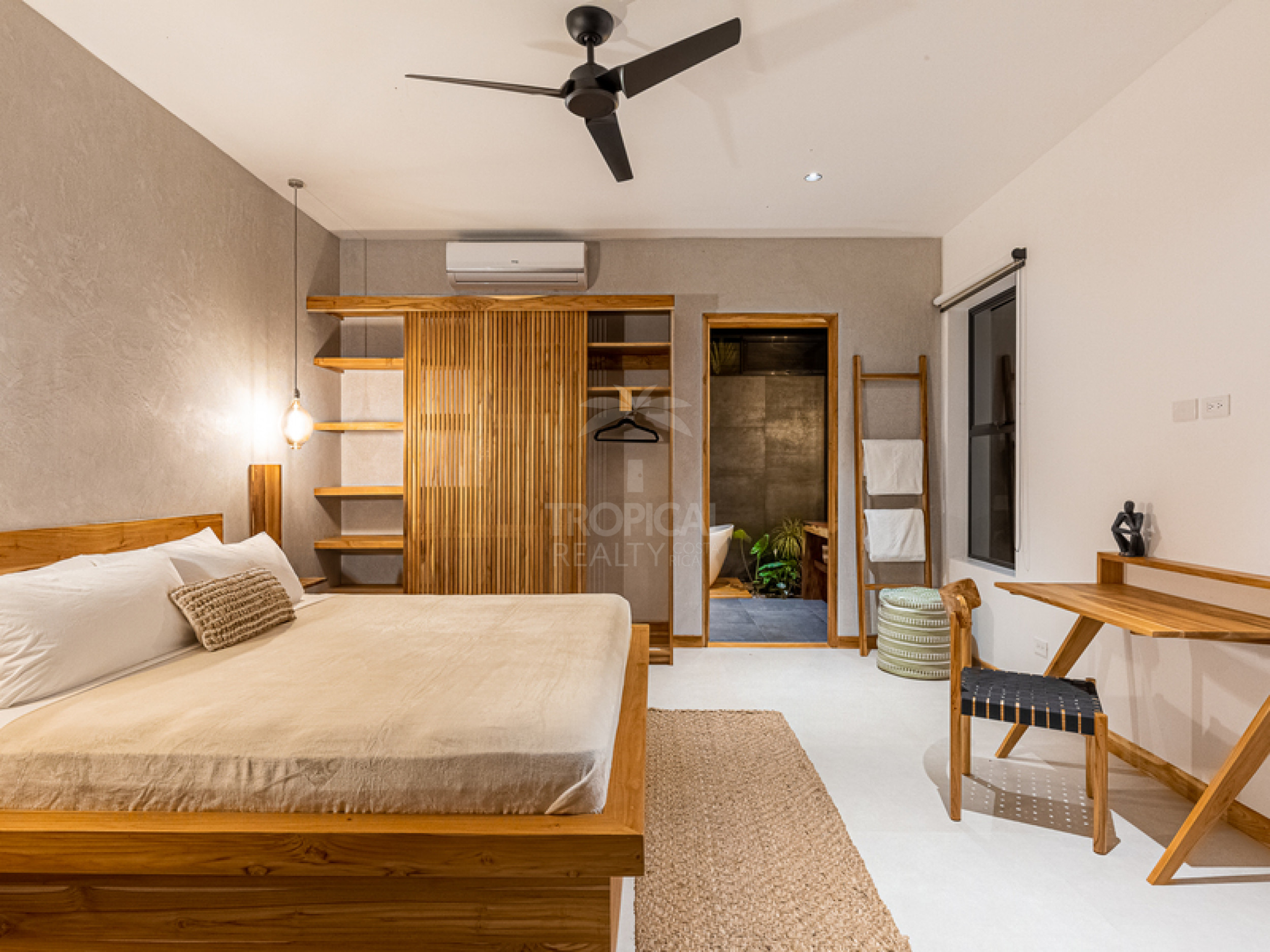 Luxury Ocean View Villa in Santa Teresa – Contemporary Design, Privacy & Tropical Living