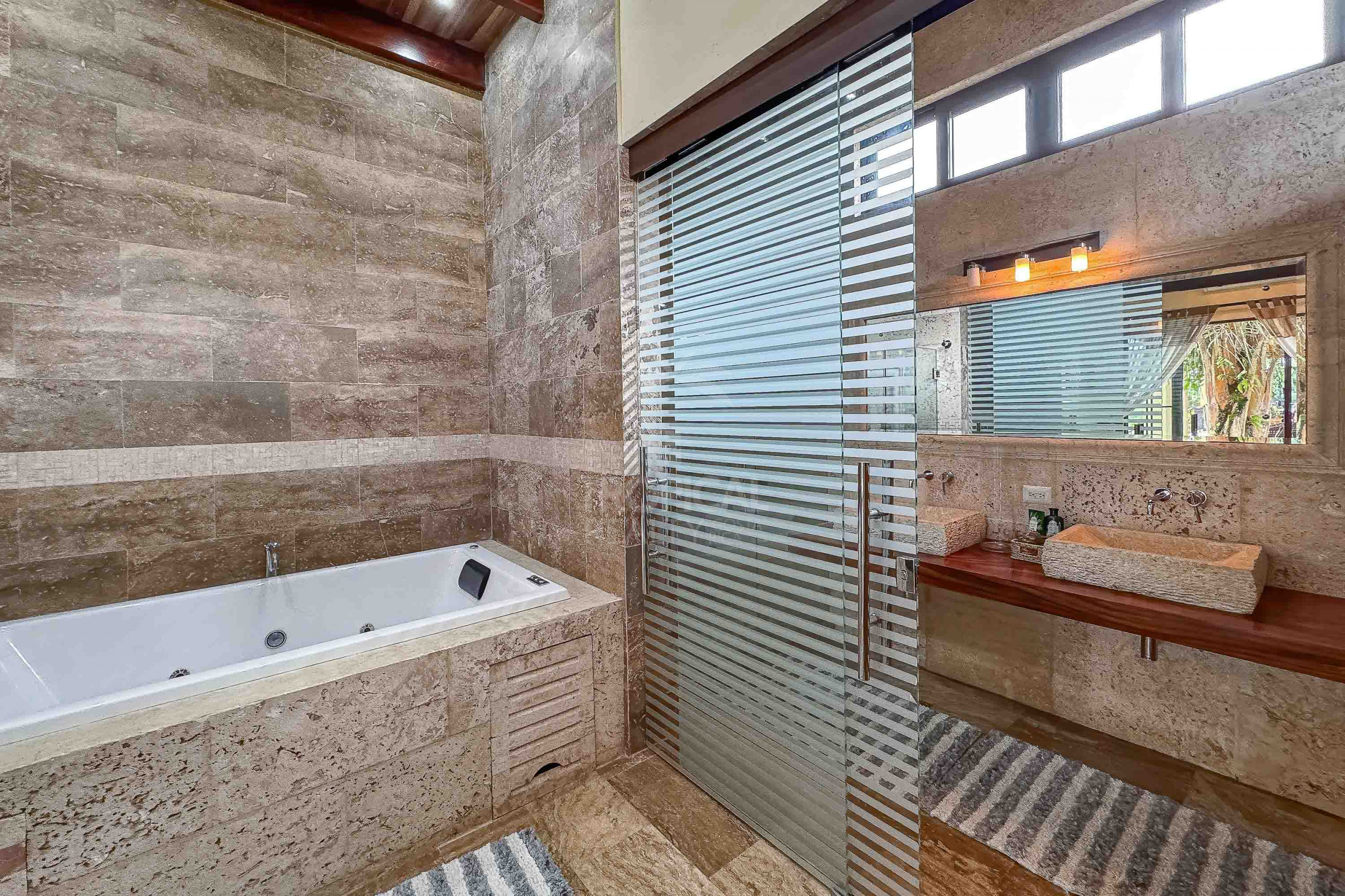 Grand Luxury Estate – Rancho Villa Verde