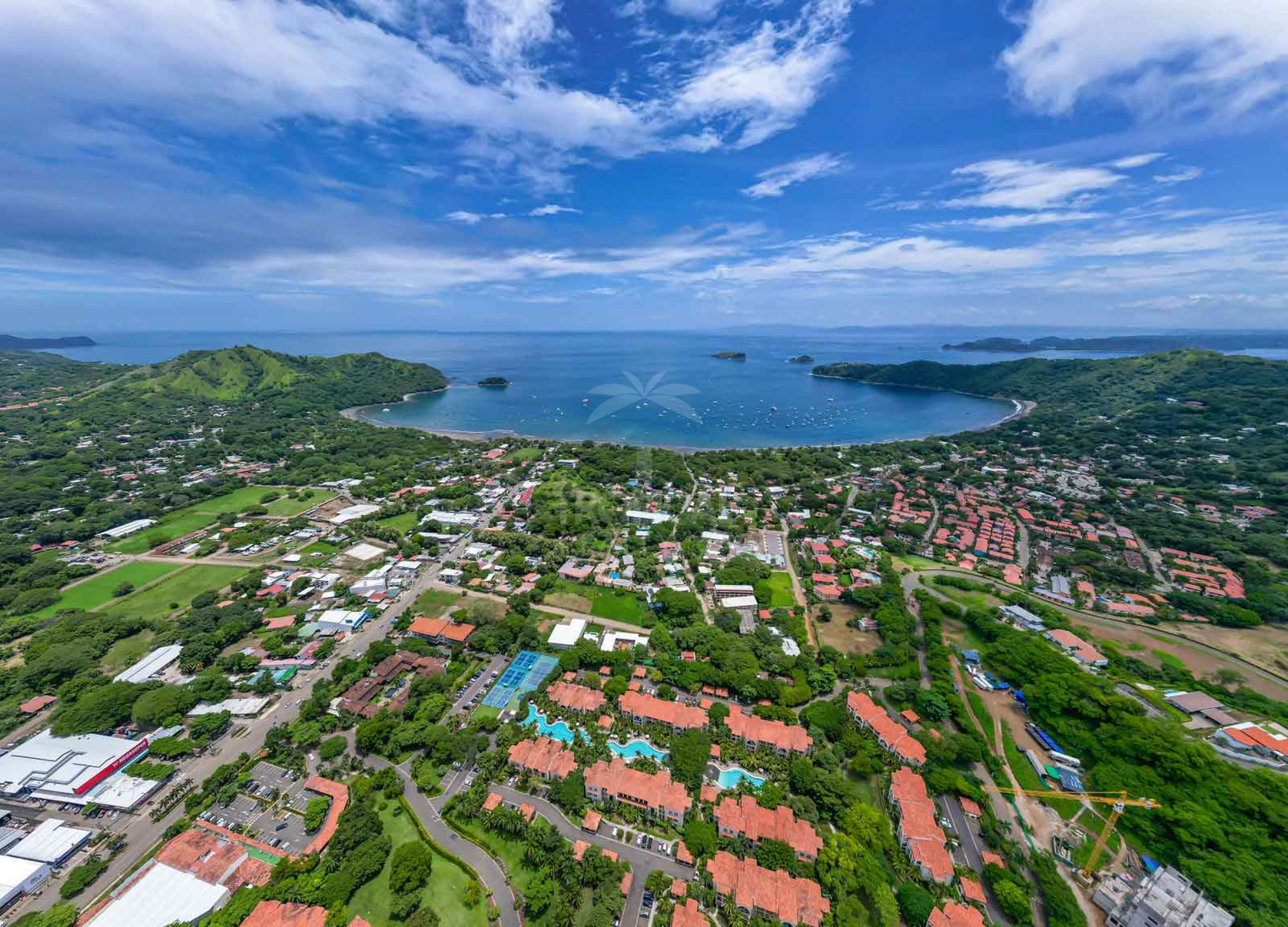 Luxury Condo for Sale in Pacifico Playas del Coco – Exclusive Beach Club & Strong Airbnb Potential