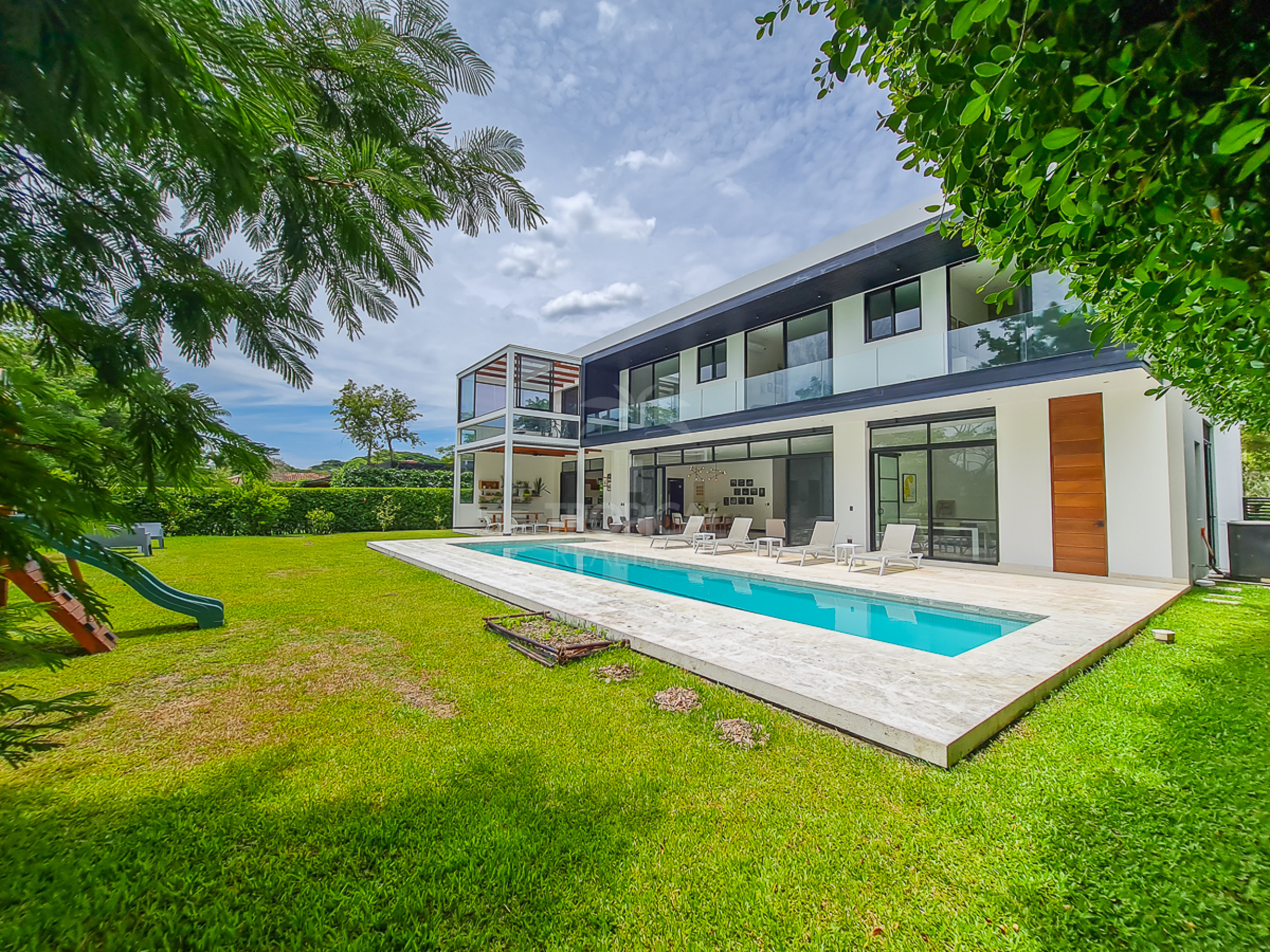 House for sale Valle Del Sol, Santa Ana