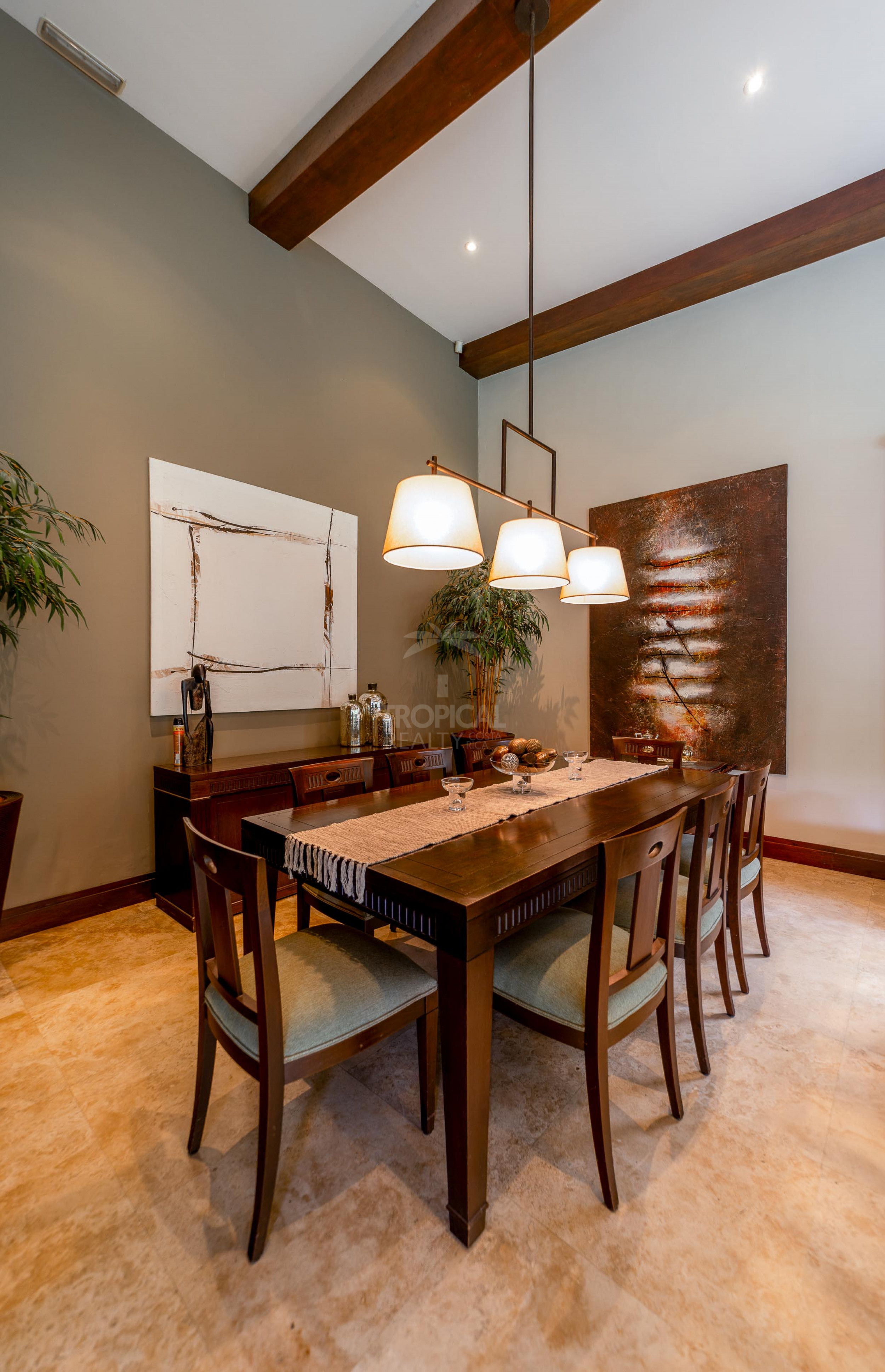 Elegance, Privacy & Comfort in the Heart of Escazú
