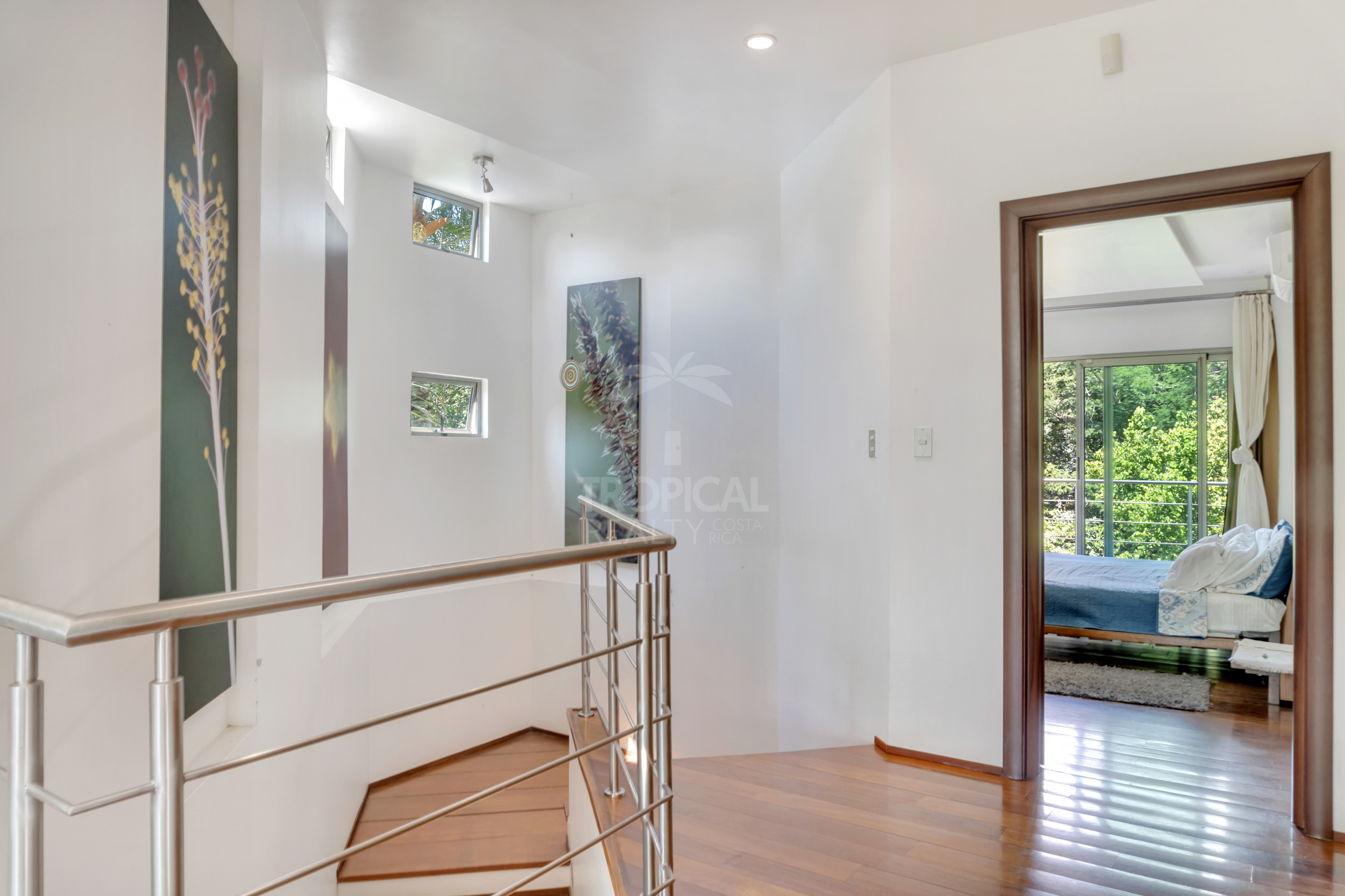 Modern Jungle Villa in Las Delicias – Santa Teresa
