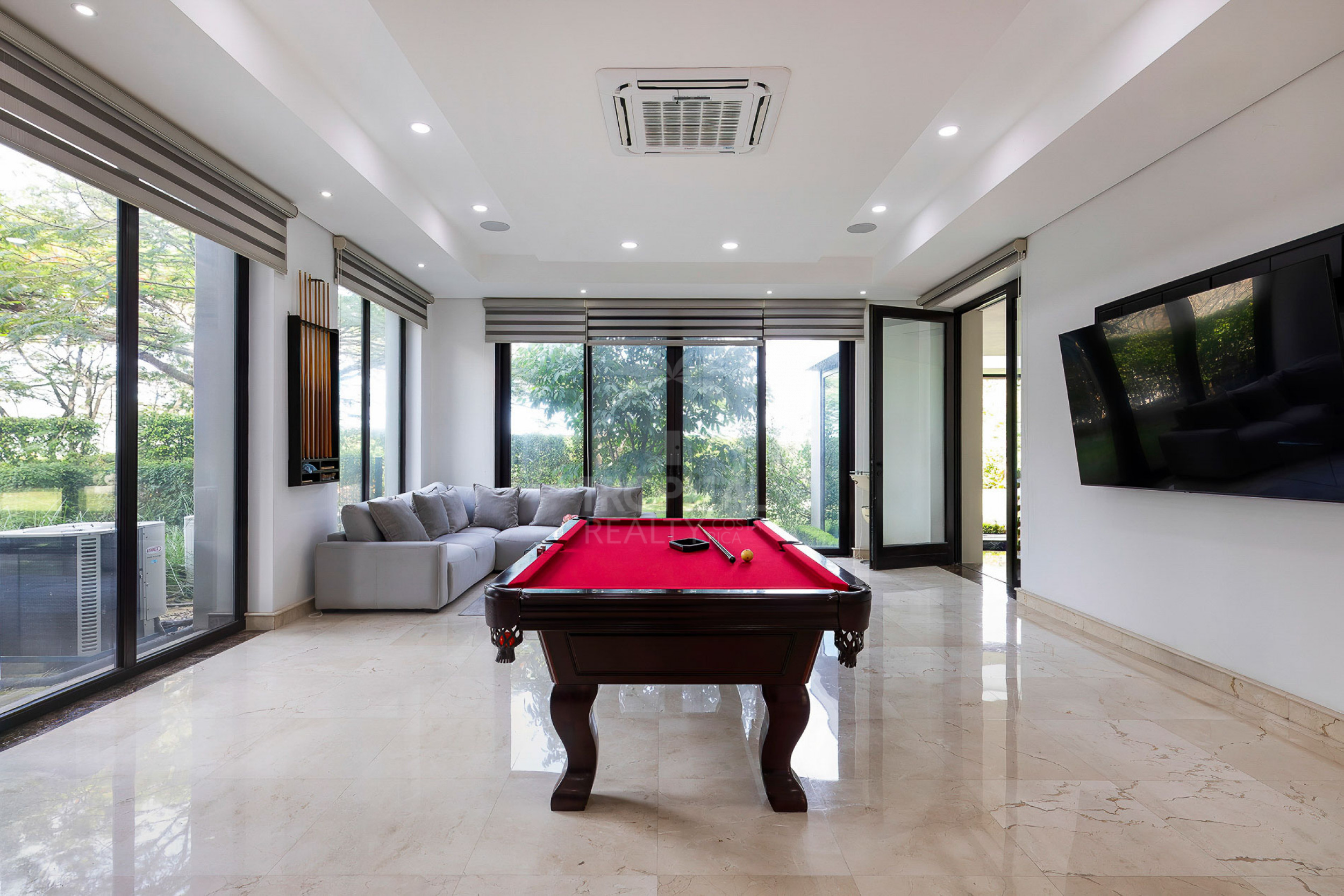 Villa Real Valley View Estate – Exceptional Luxury Residence with Panoramic Views in Santa Ana