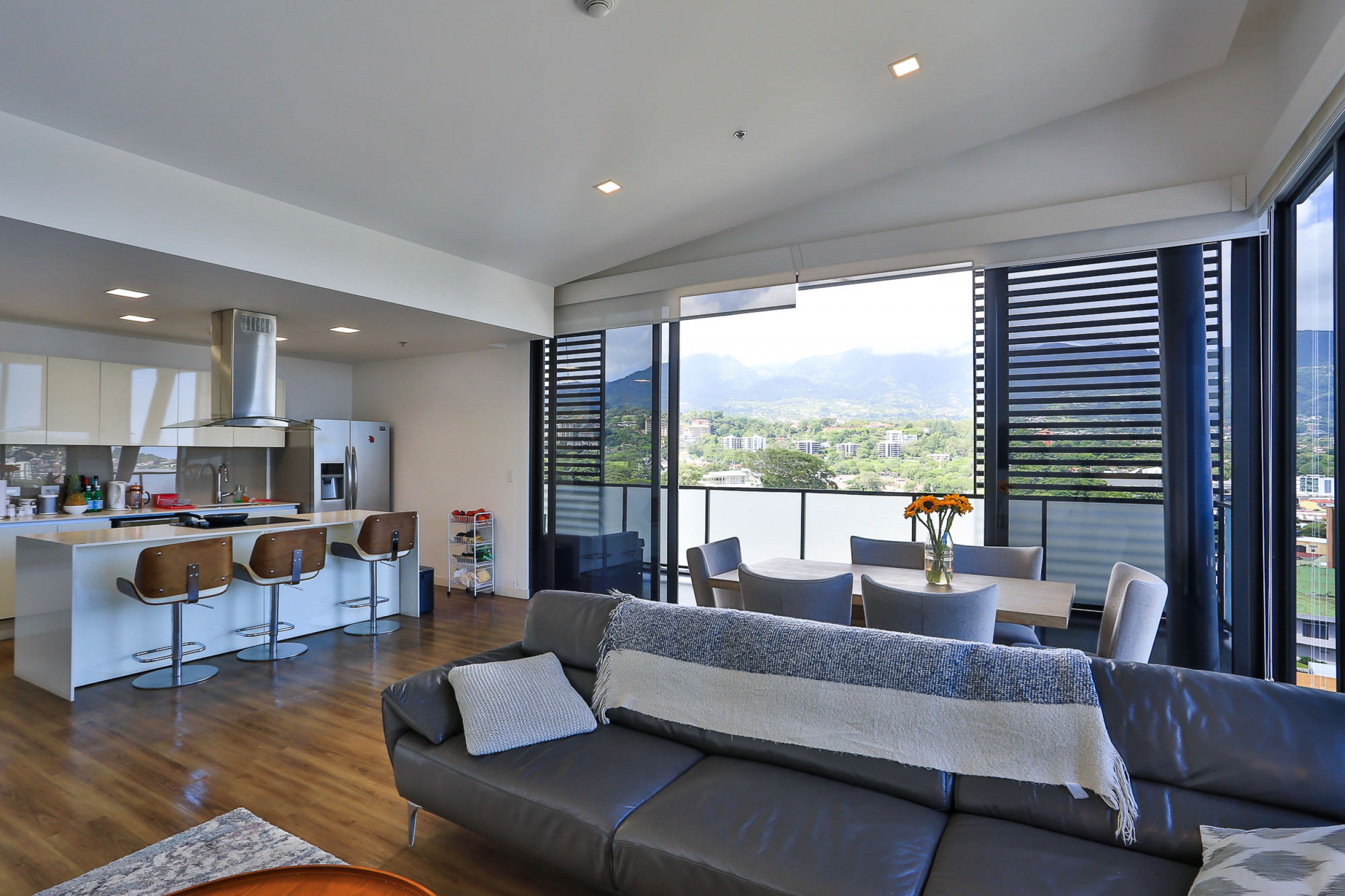 Modern Luxury at Its Peak: Exclusive Turnkey Residence in San Rafael, Escazu Village SOLD