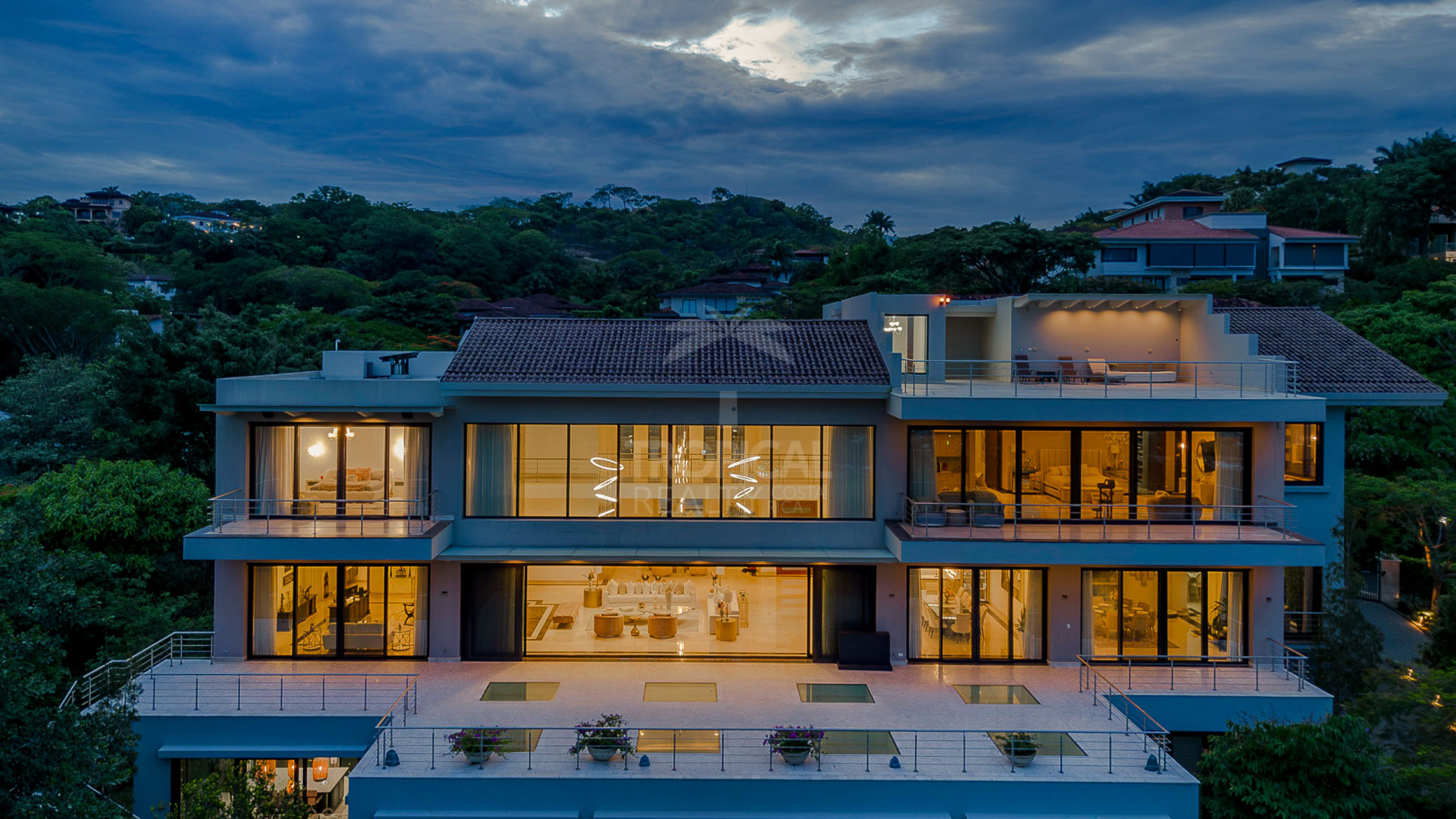 Villa Real Valley View Estate – Exceptional Luxury Residence with Panoramic Views in Santa Ana