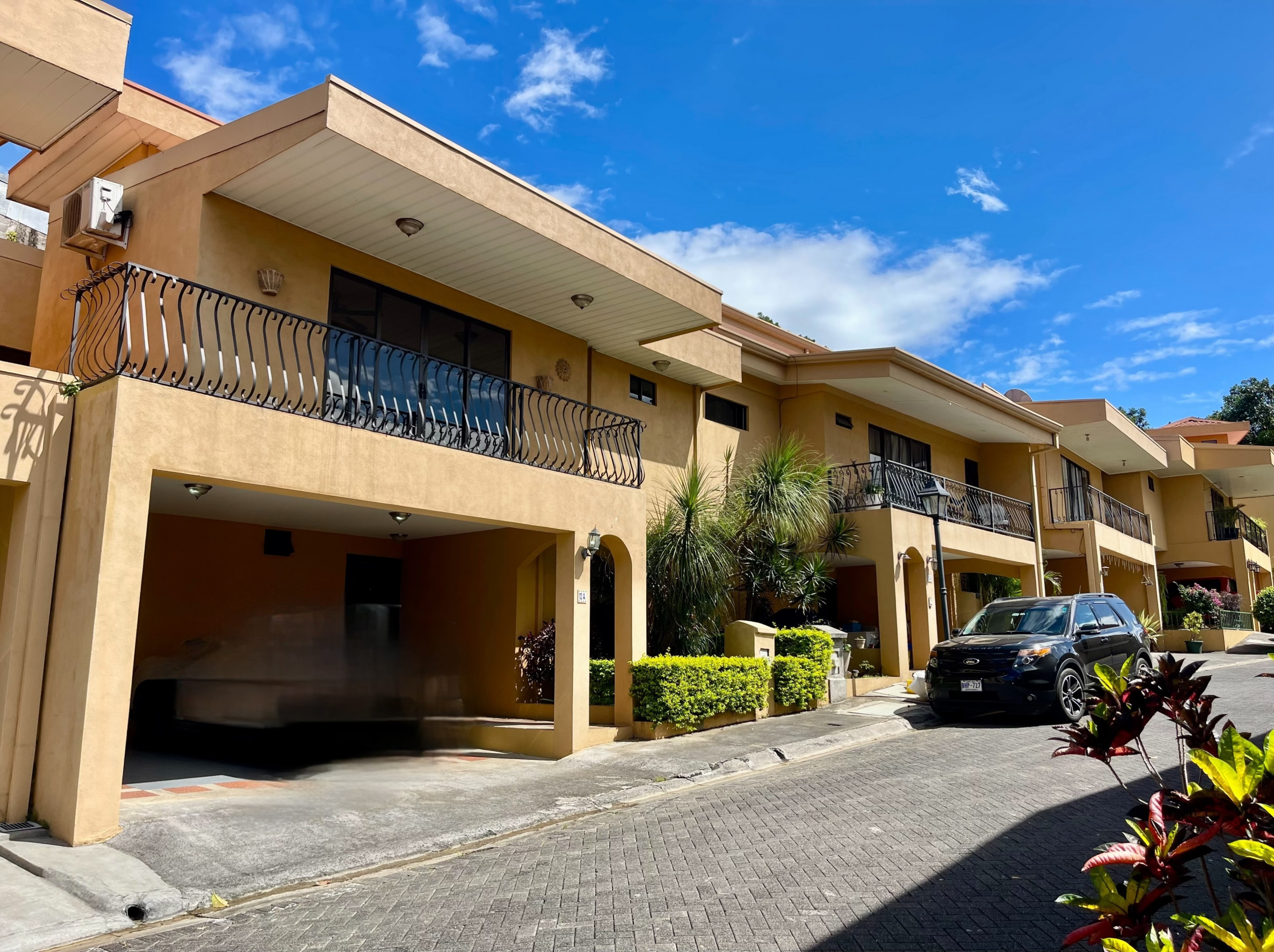 House for sale Belen, San Antonio in gated community
