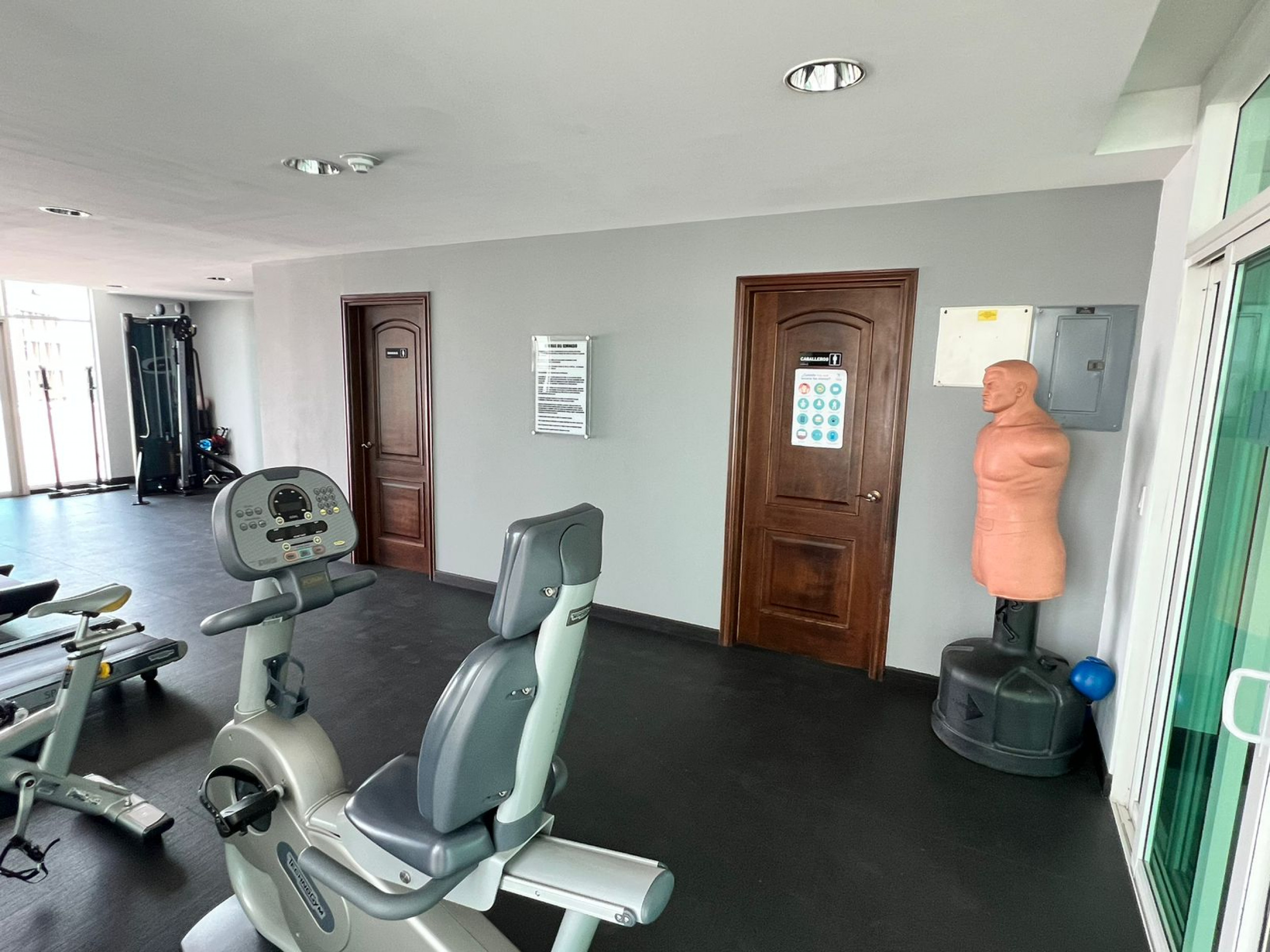 Penthouse Exclusivo en Torre Nunciatura: Elegancia y Funcionalidad SOLD