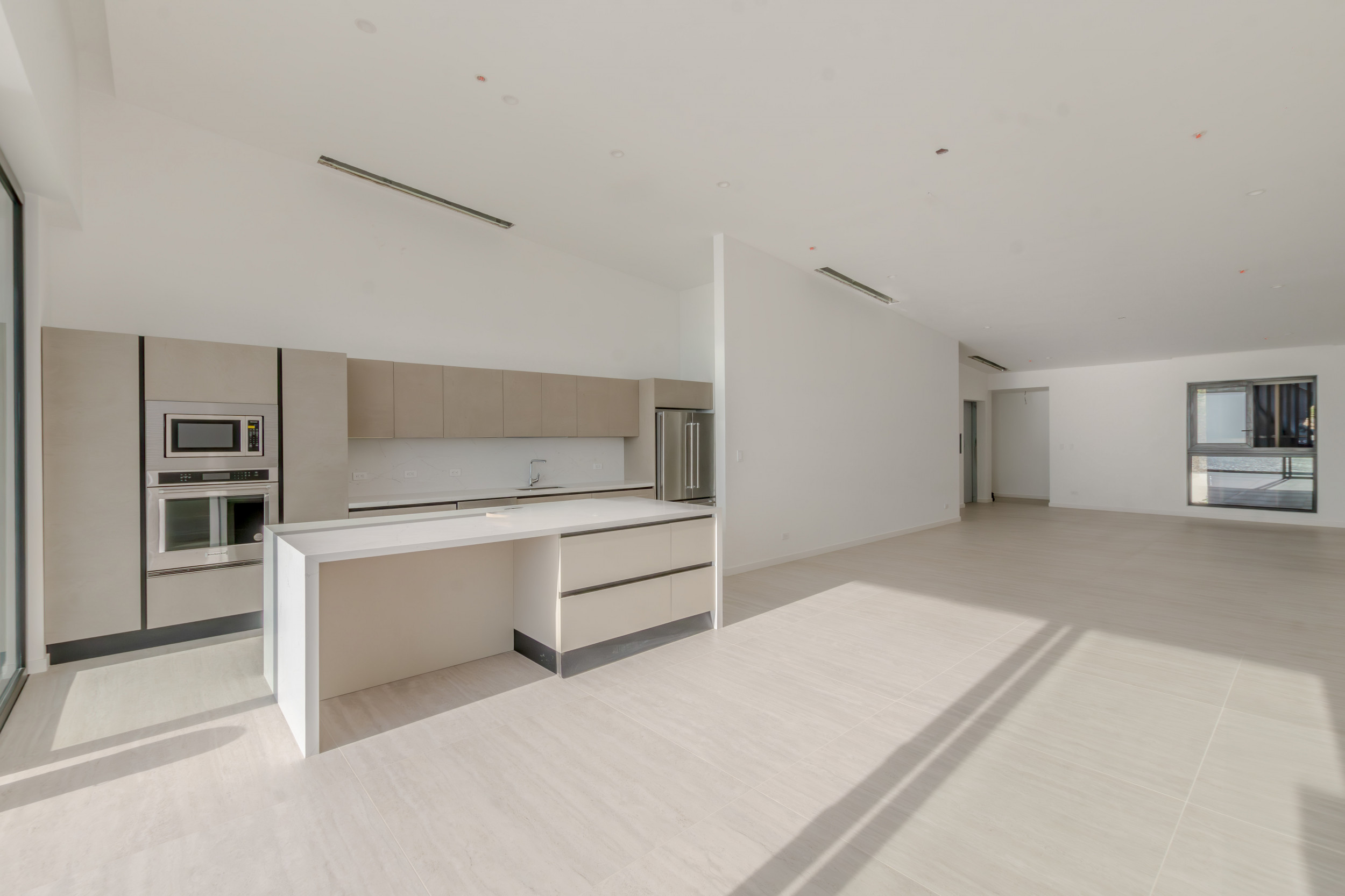 Luxurious Beachfront Apartment for Sale in Herradura, Puntarenas: Nerea Apartments