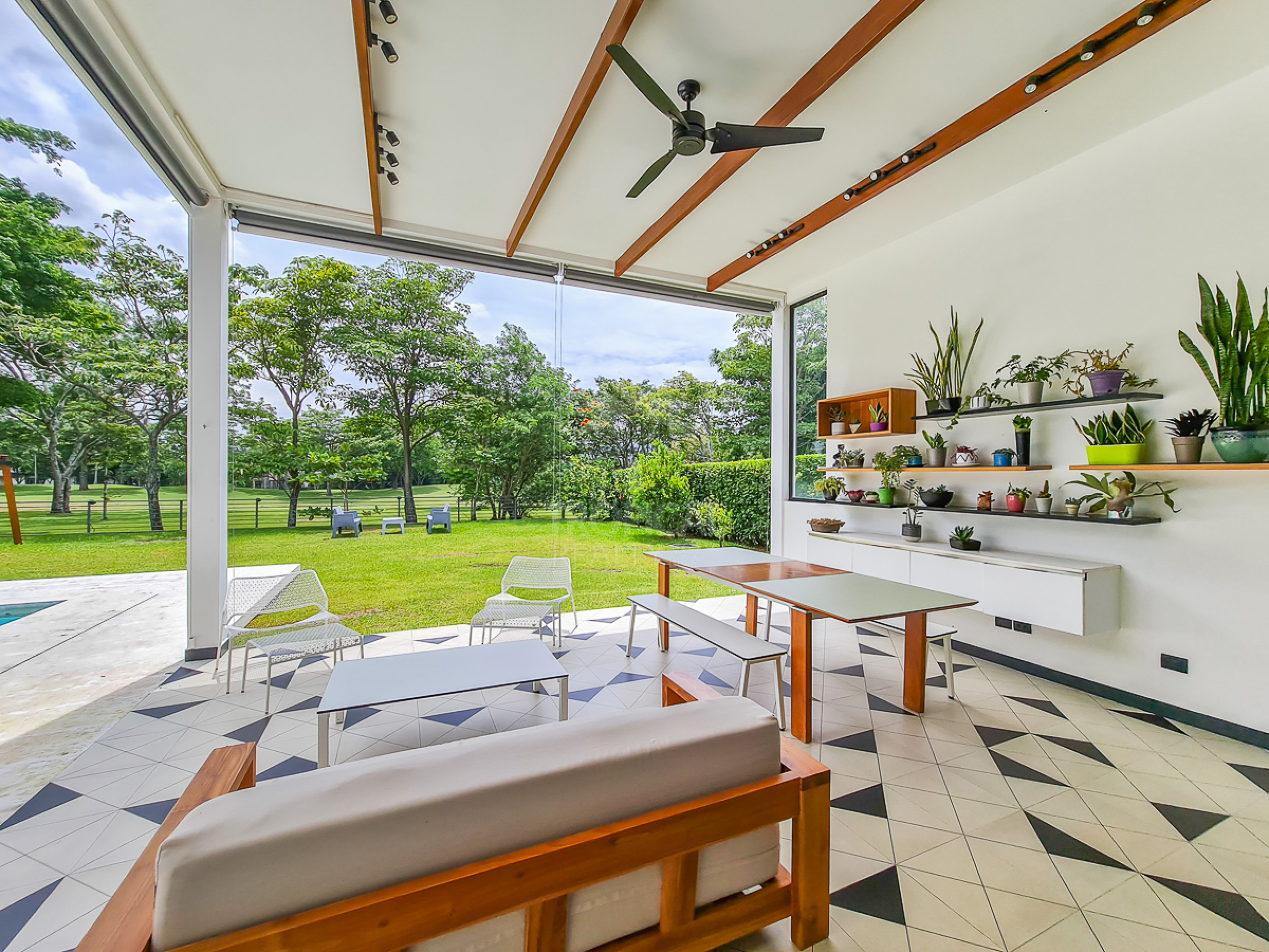House for sale Valle Del Sol, Santa Ana