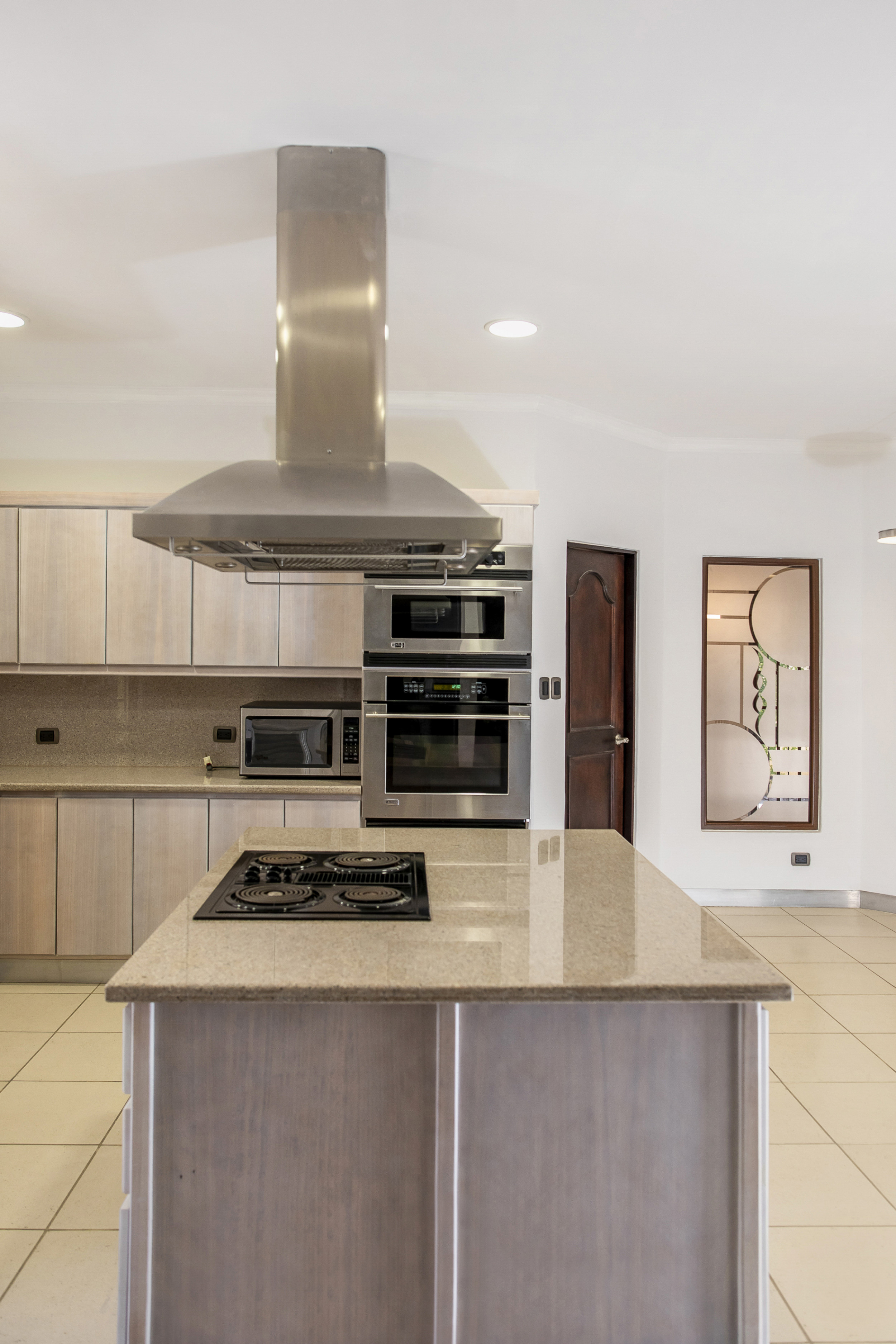 Stunning Single-Level Home in Bosques de Lindora, Santa Ana | 4 Bedrooms, Luxury Amenities & Prime Location