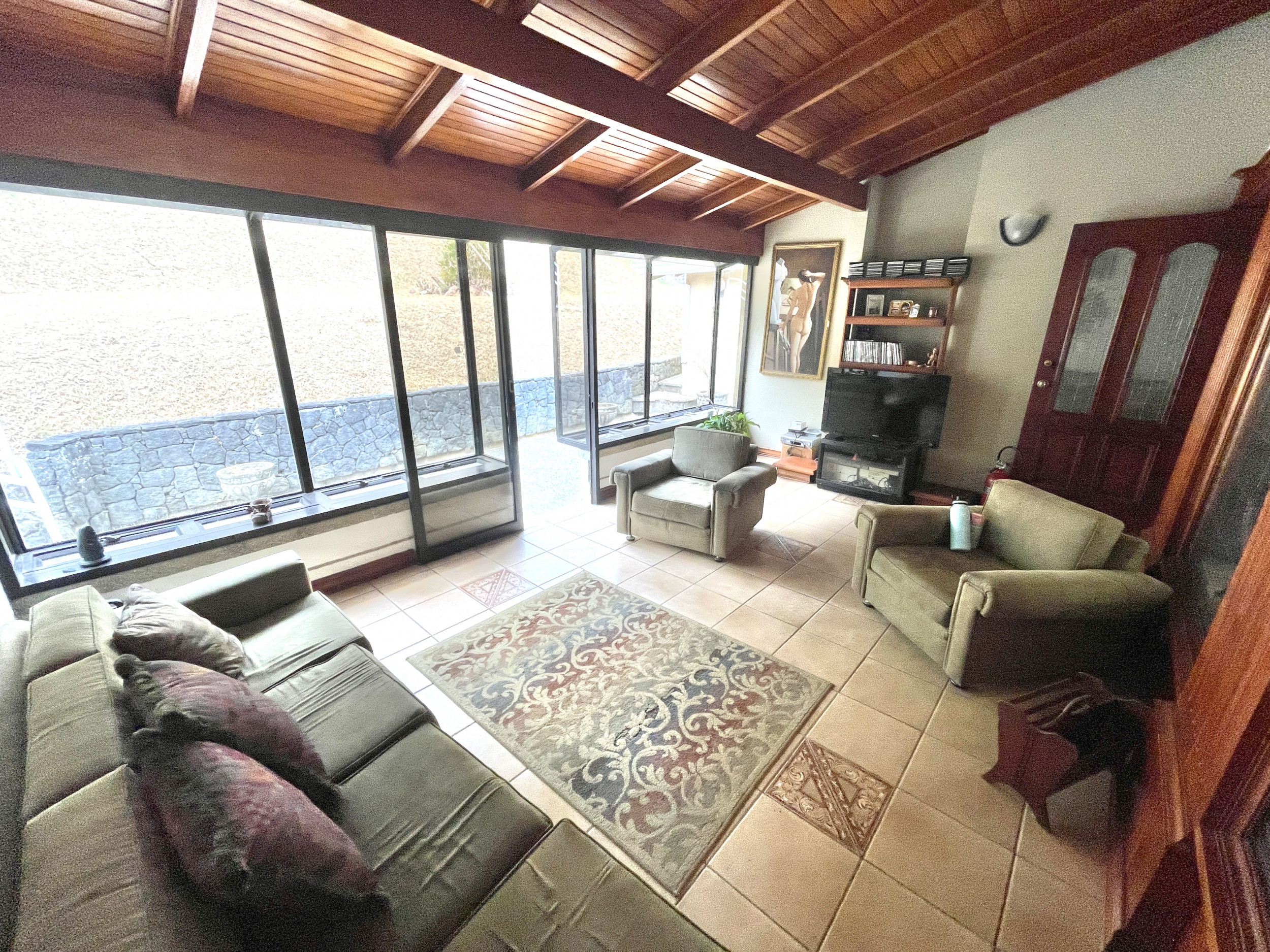 Property with Stunning Views in San Rafael Escazú SOLD