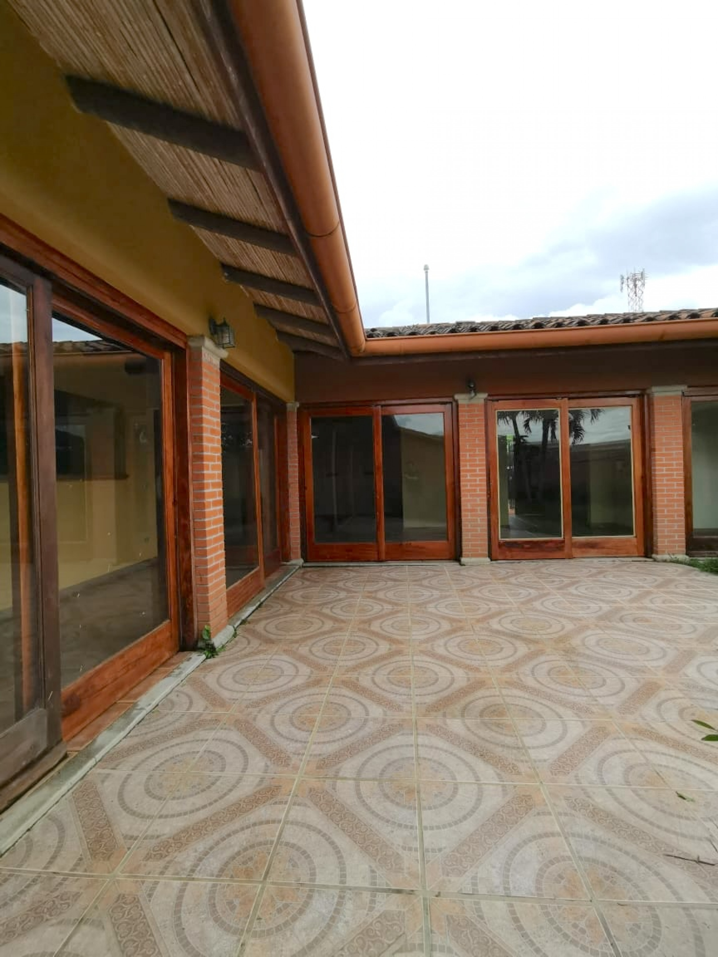 Santa Ana, Quintas Don Lalo, one sroty house for sale