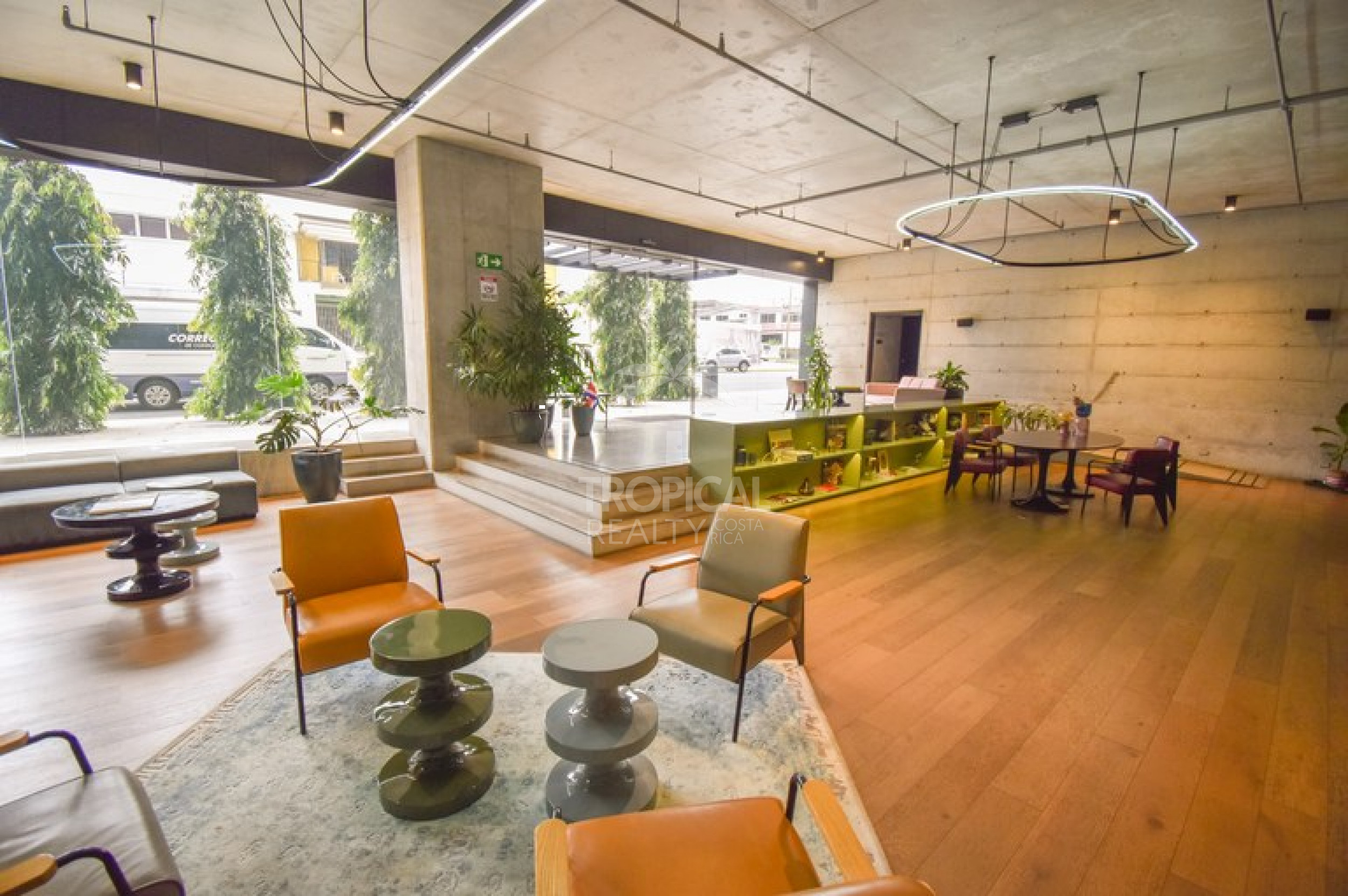 Apartment for Sale in Cosmopolitan Tower, Rohrmoser