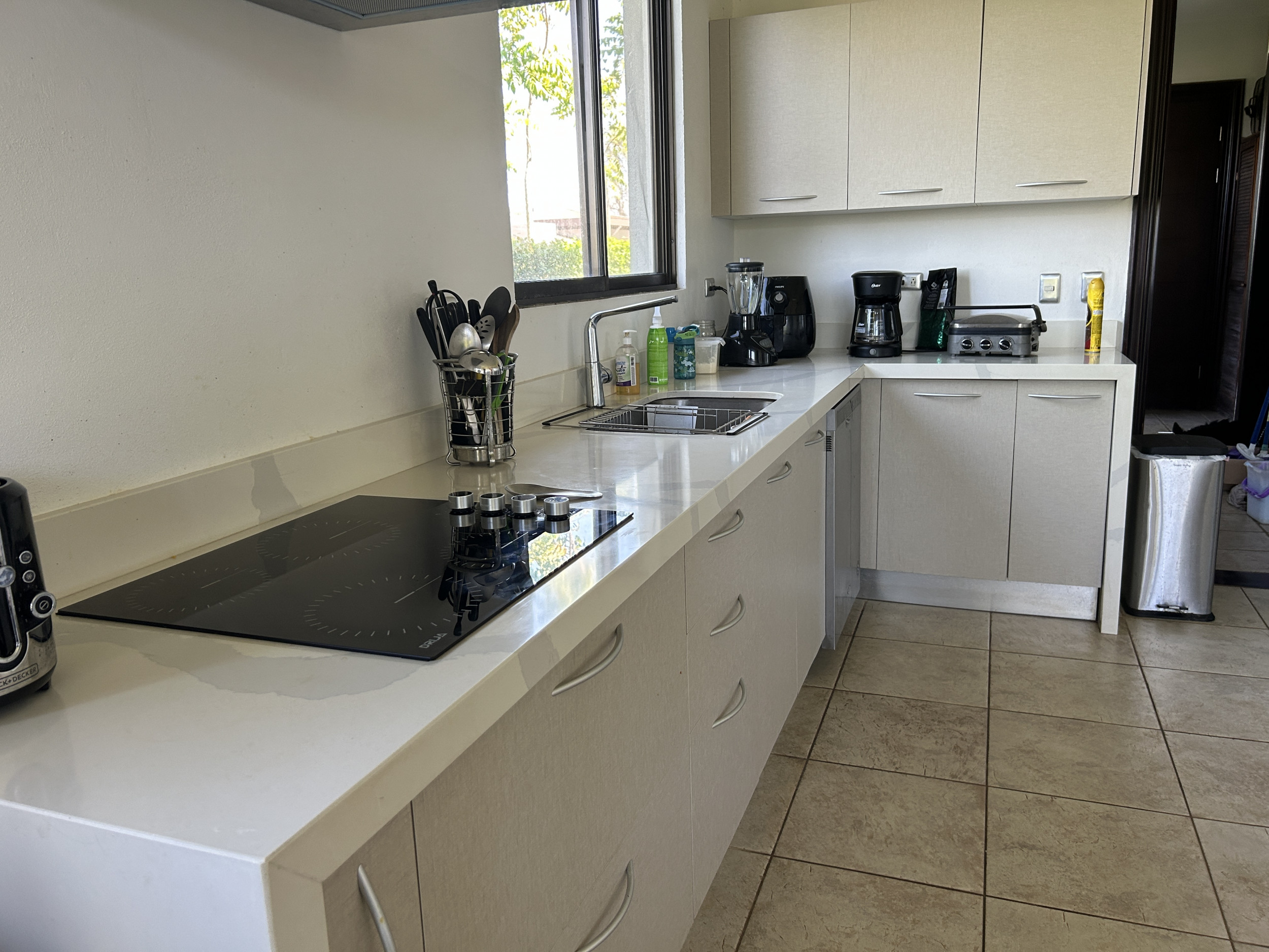 House for sale in a condominium within Ciudad-Hacienda Los Reyes
