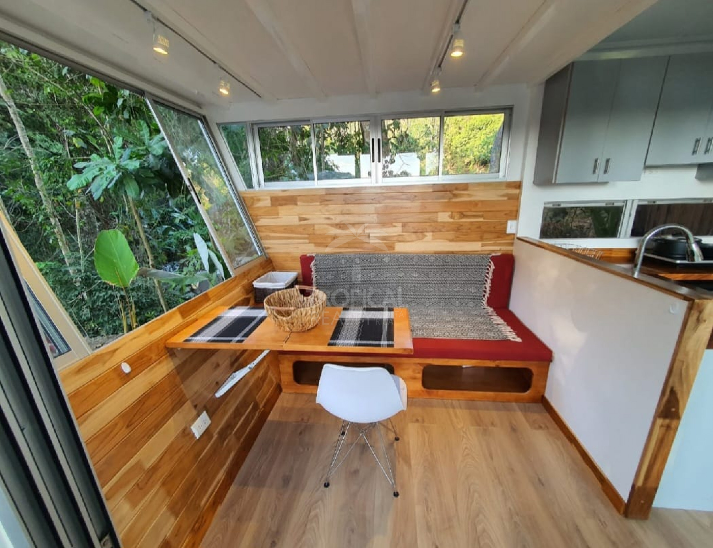 Affordable Apartment for Rent in Santa Teresa – Great Location Near the Beach