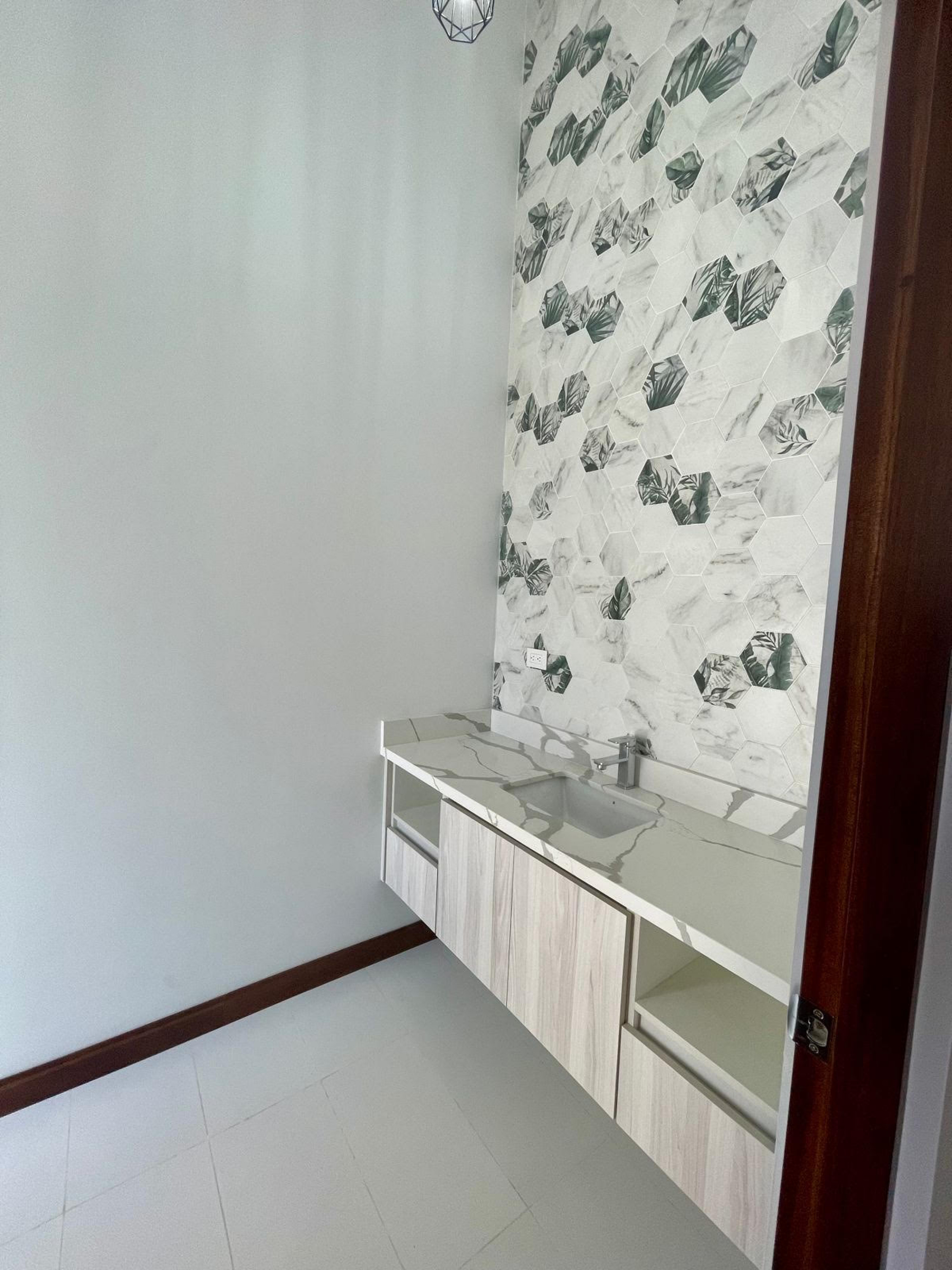 Casa Cielo house for rent San Rafael Alajuela in gated community
