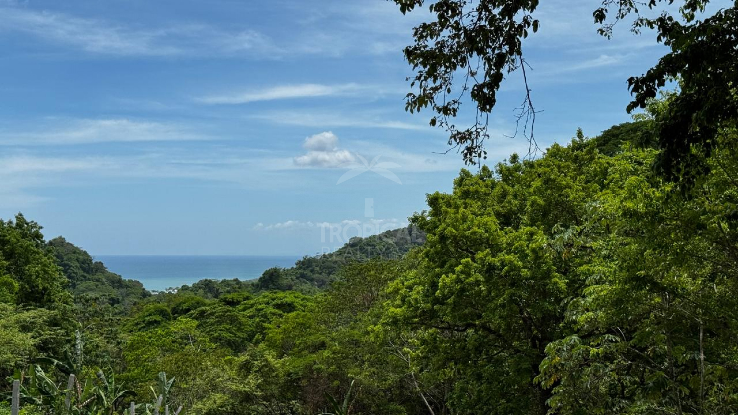 Ocean-view lot for sale in Malpais, Santa Teresa