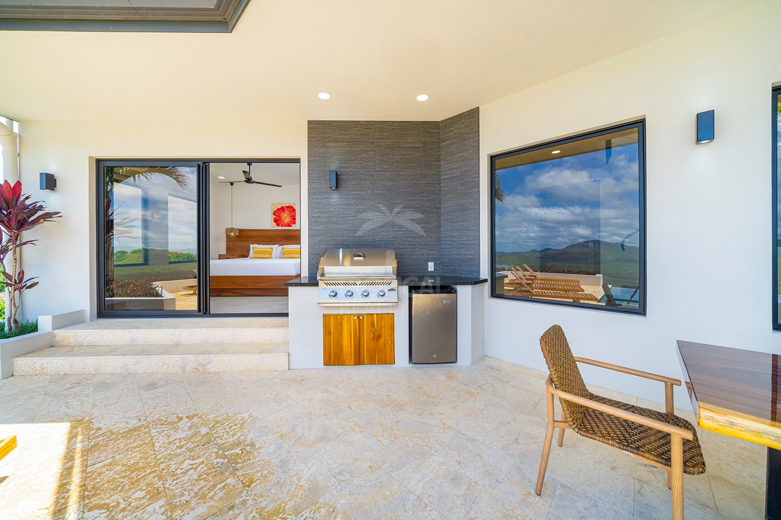 Luxury Ocean View Villa for Sale in Pacific Heights with Infinity Pool & Panoramic Views