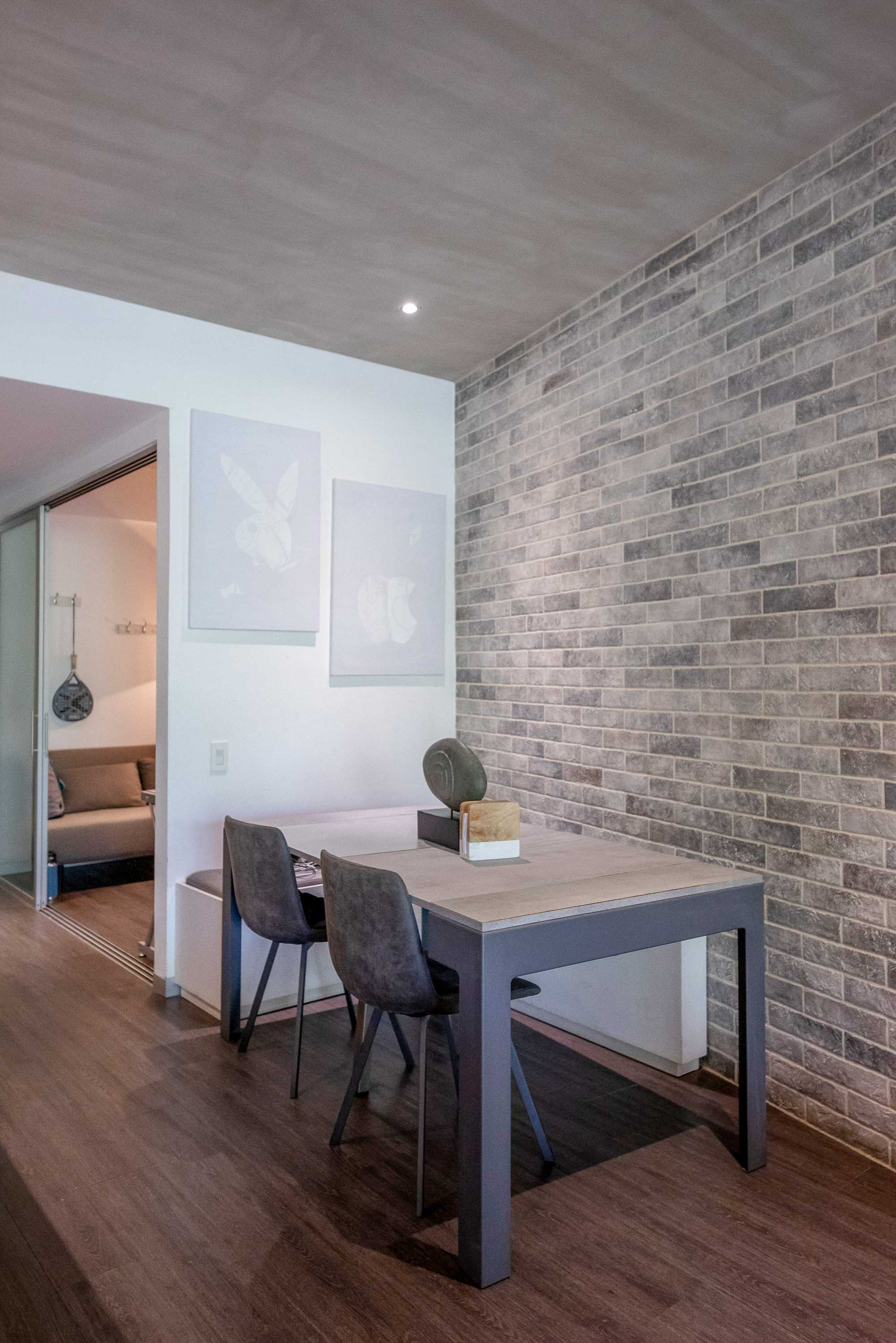 Modern Apartment with Private Garden in Arborea Flats, Santa Ana