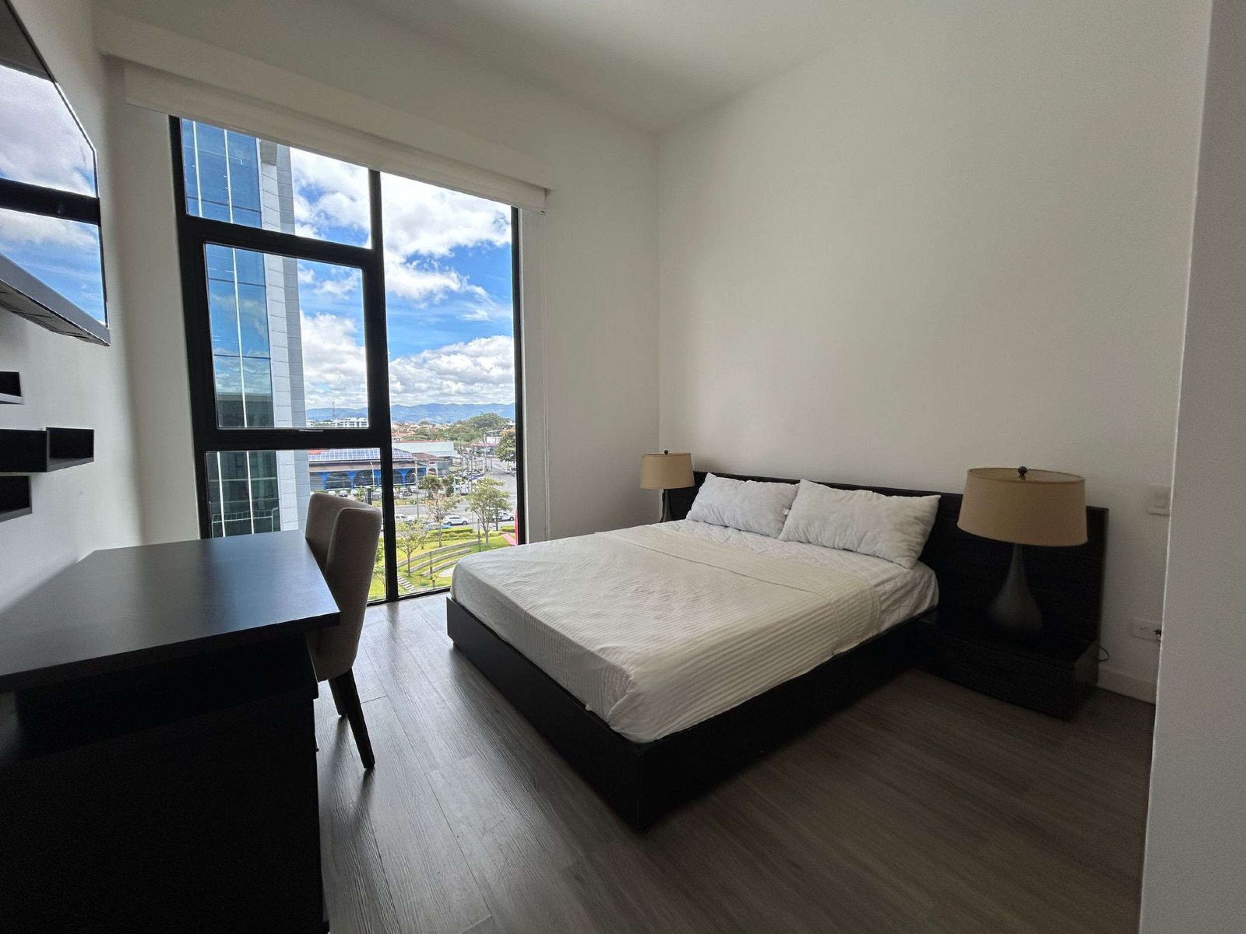 Fully Furnished Luxury Apartment in Escazú Village – Style, Comfort & Prime Location