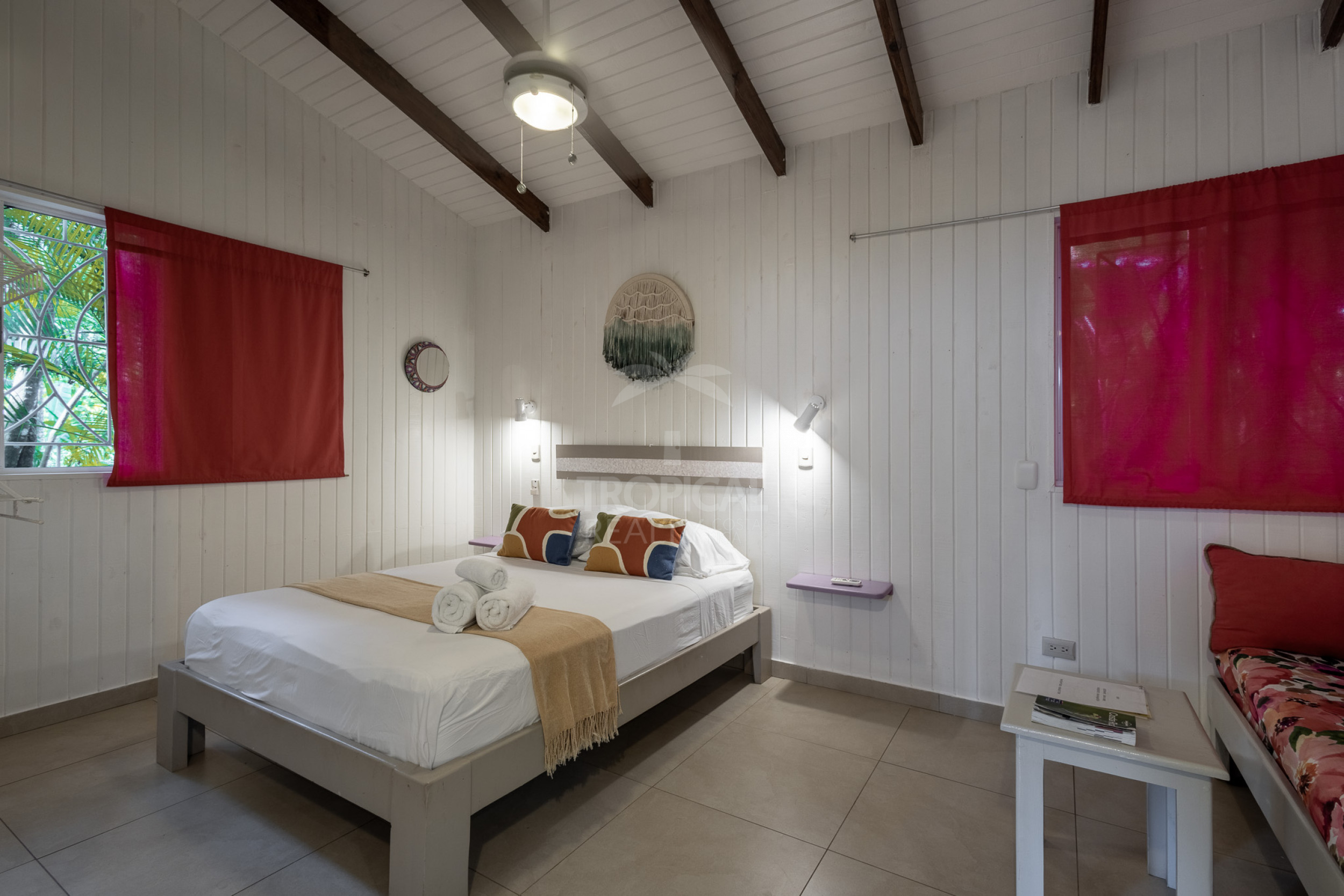 Cabañas en Venta en Montezuma | Inversión Turnkey cerca de Los Cedros