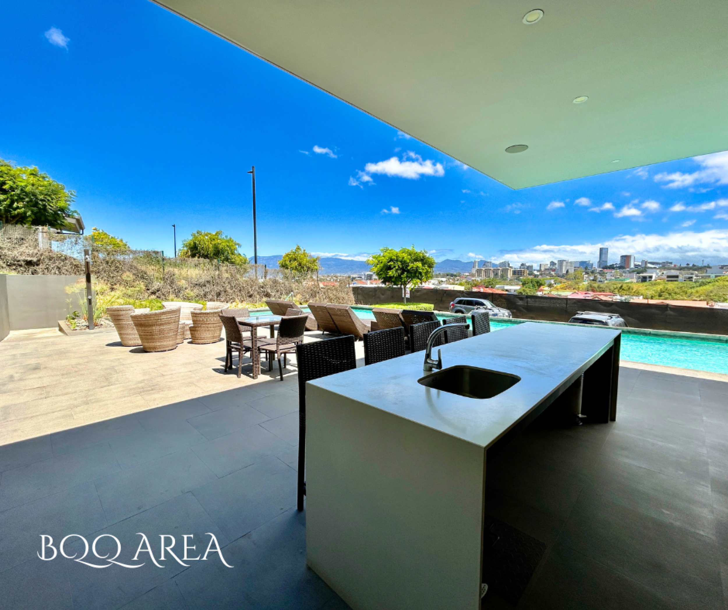 For Sale: 1-Bedroom Apartment in Escazú with Mountain Views and Exceptional Amenities