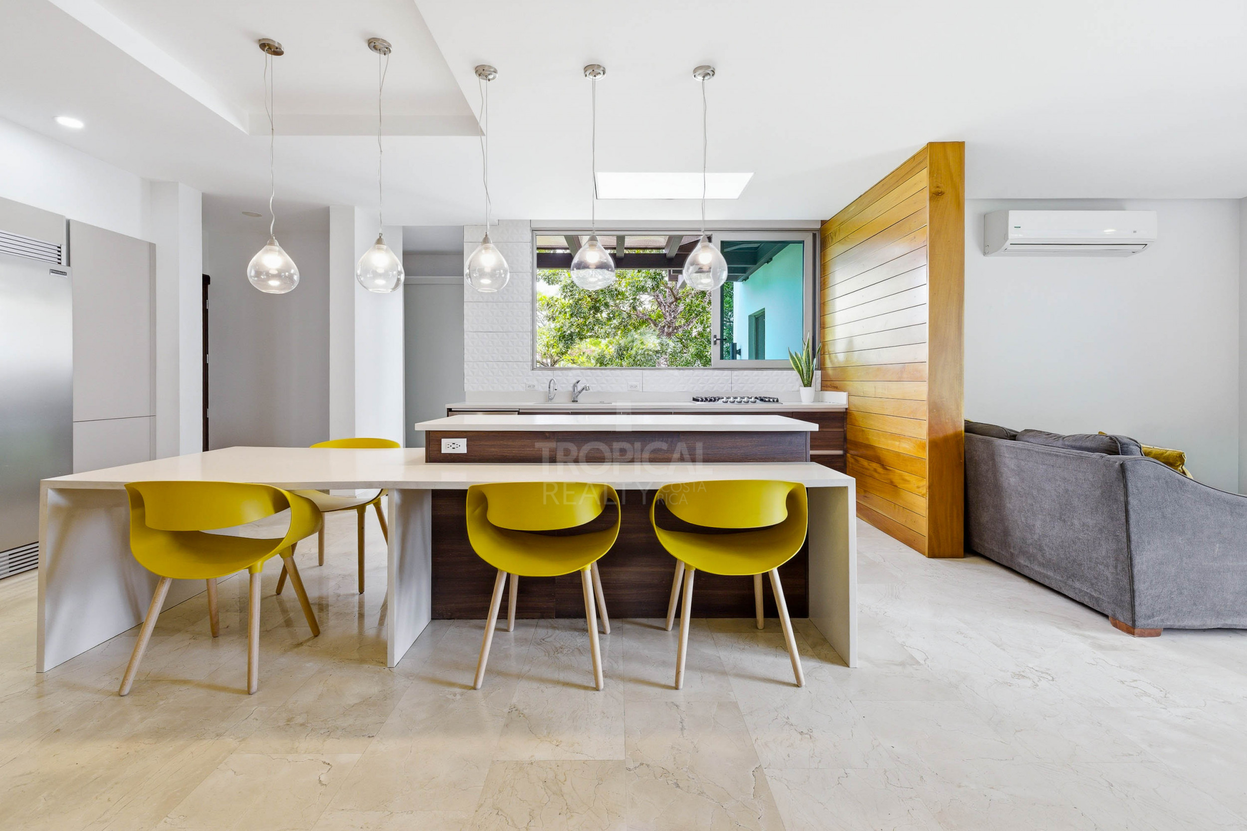 Luxury Contemporary Residence in Hacienda Espinal – Exceptional Spaces for Elevated Living