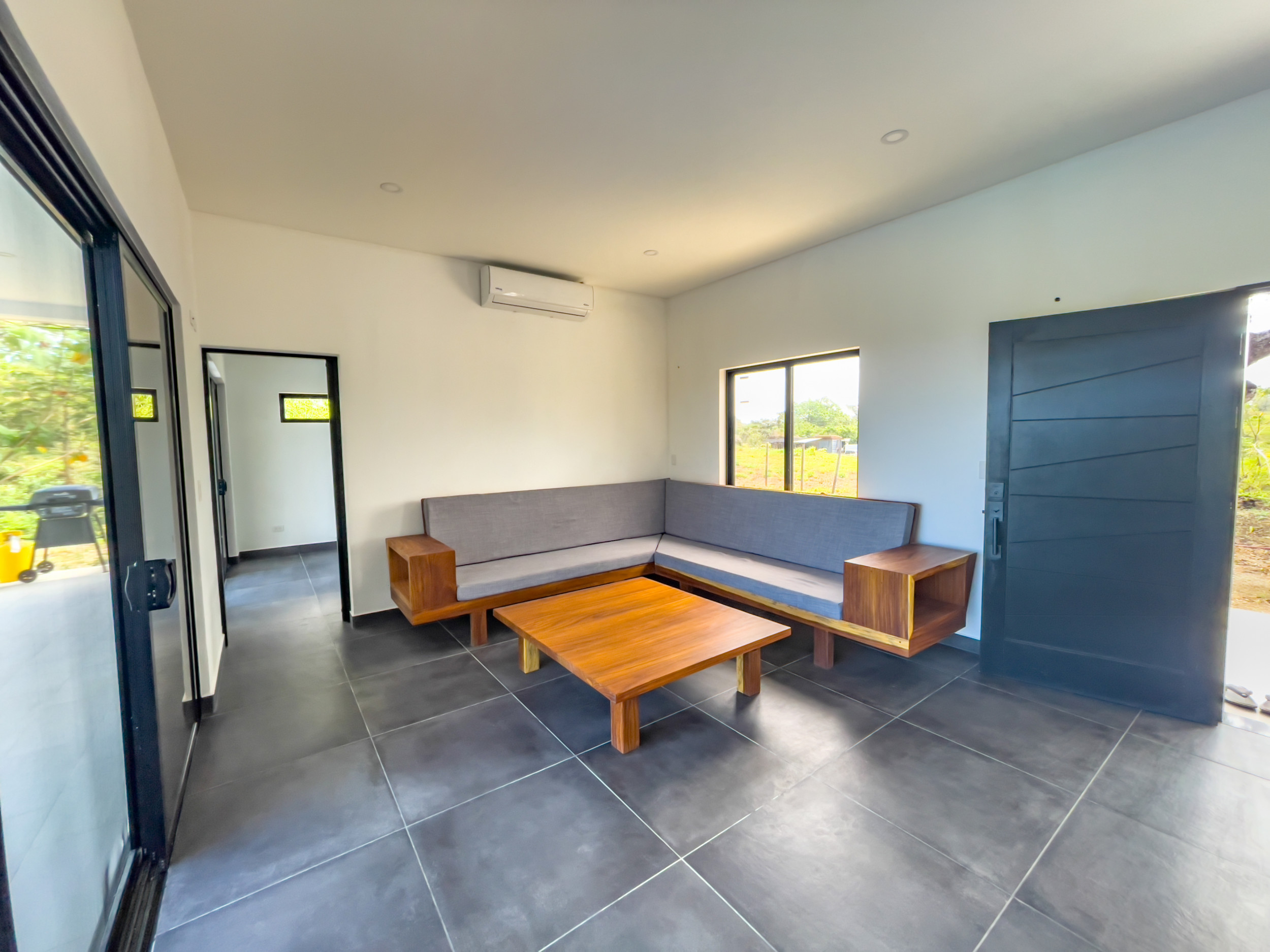 Exceptional Home with Ocean and Jungle Views – Just Minutes from Santa Teresa