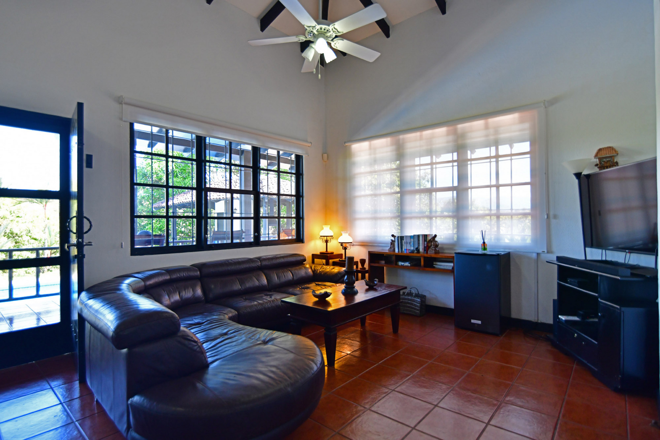 Exclusive Luxury Estate for Sale in Turrubares –  SOLD