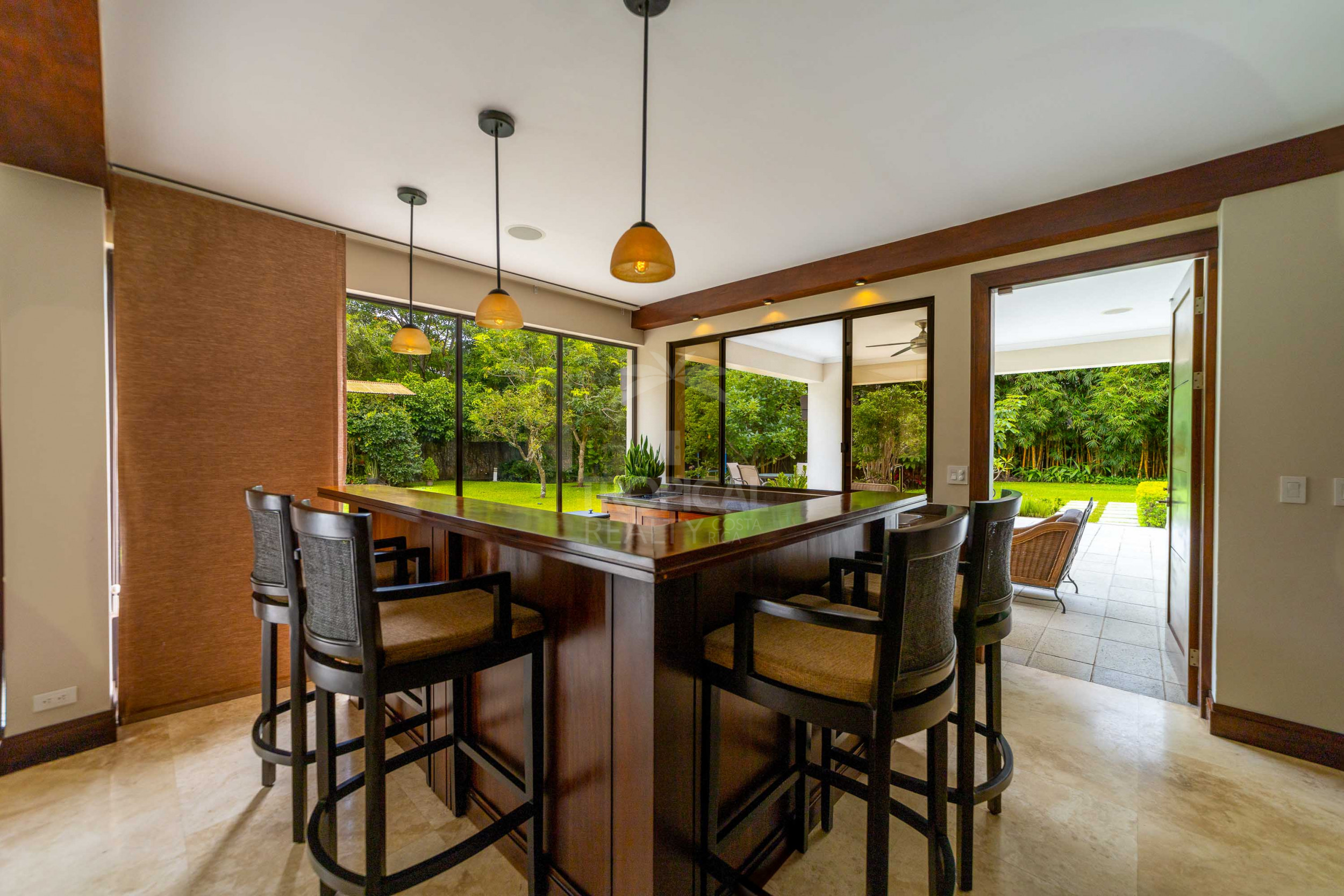 Elegance, Privacy & Comfort in the Heart of Escazú