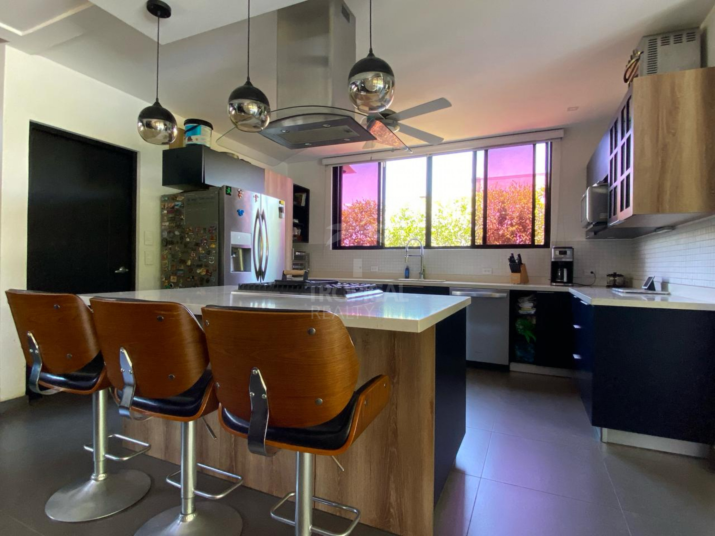 Modern Home with Private Pool in Hacienda Los Reyes – RENTED