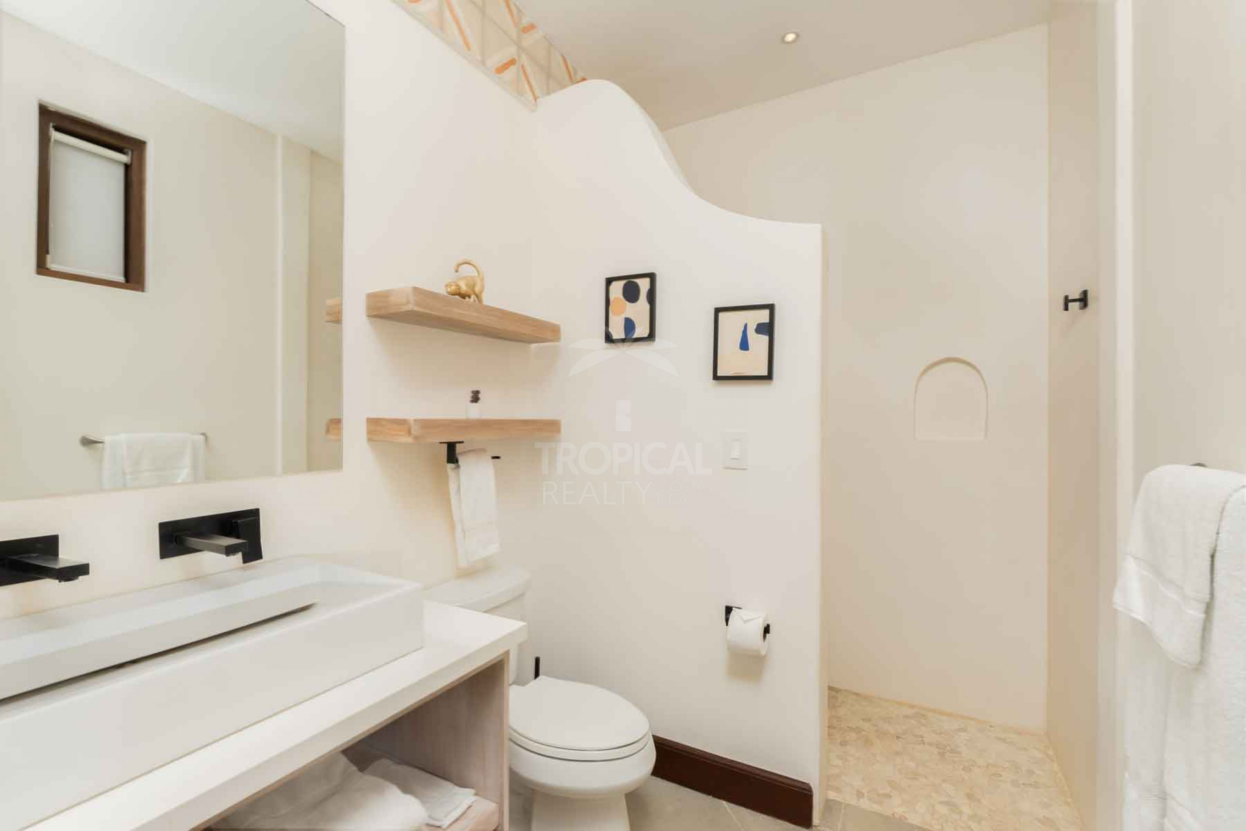 Modern Studio Residence Just Steps from the Beach in Las Catalinas
