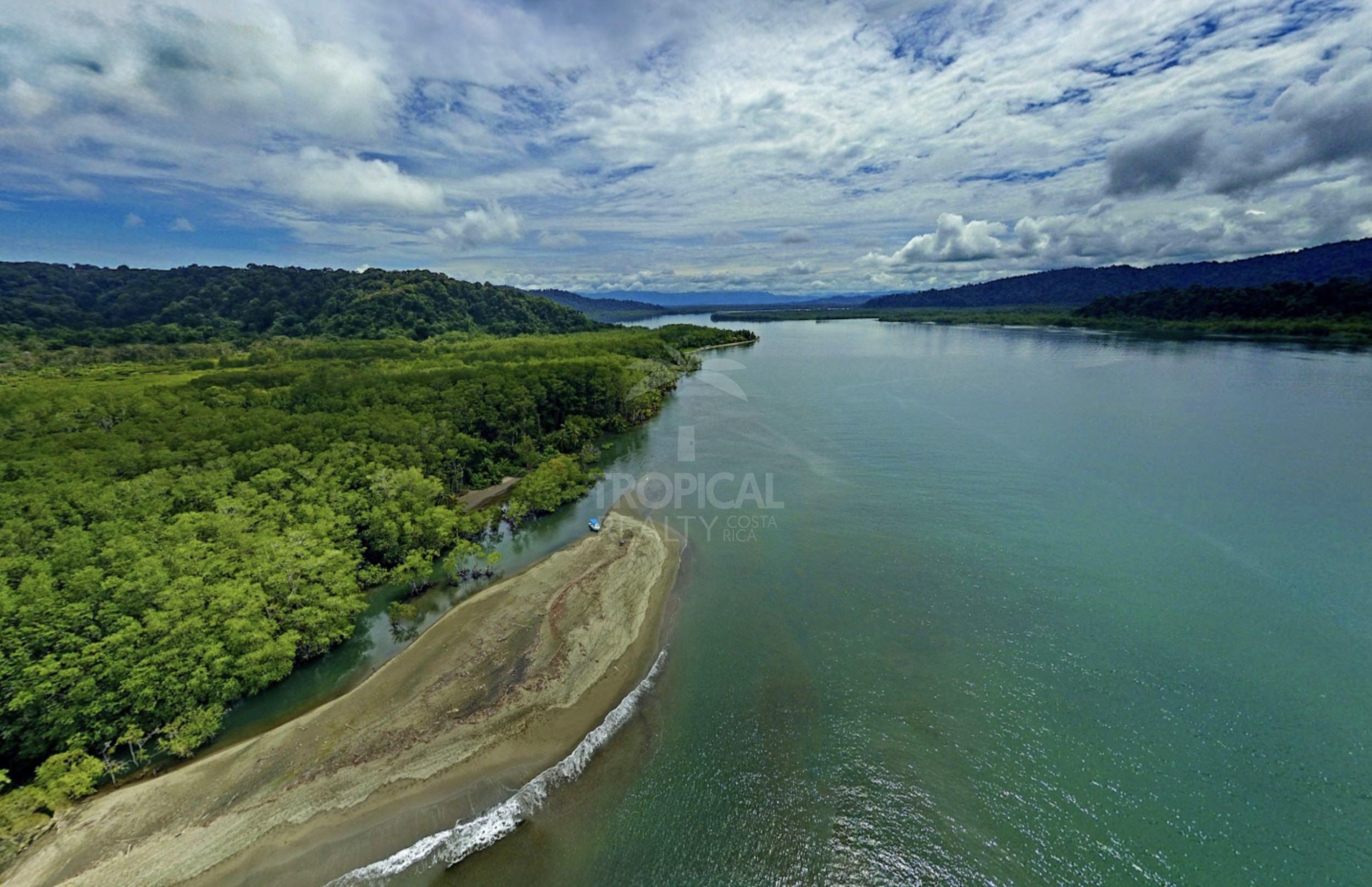 Island for Sale in Sierpe, Osa – 259 Hectares of Nature, Beaches & Development Potential