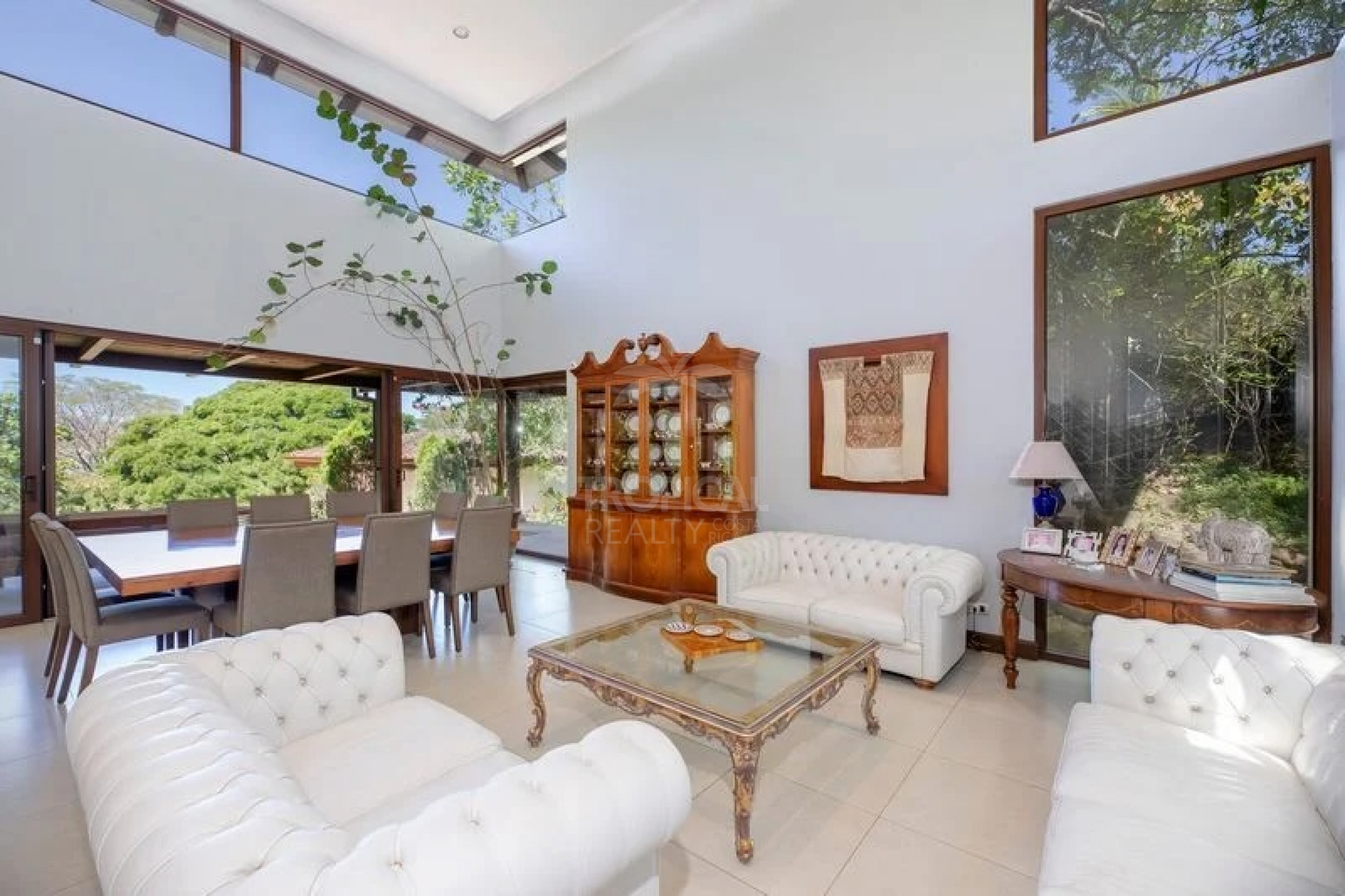 Casa en venta La Guacima Alajuela