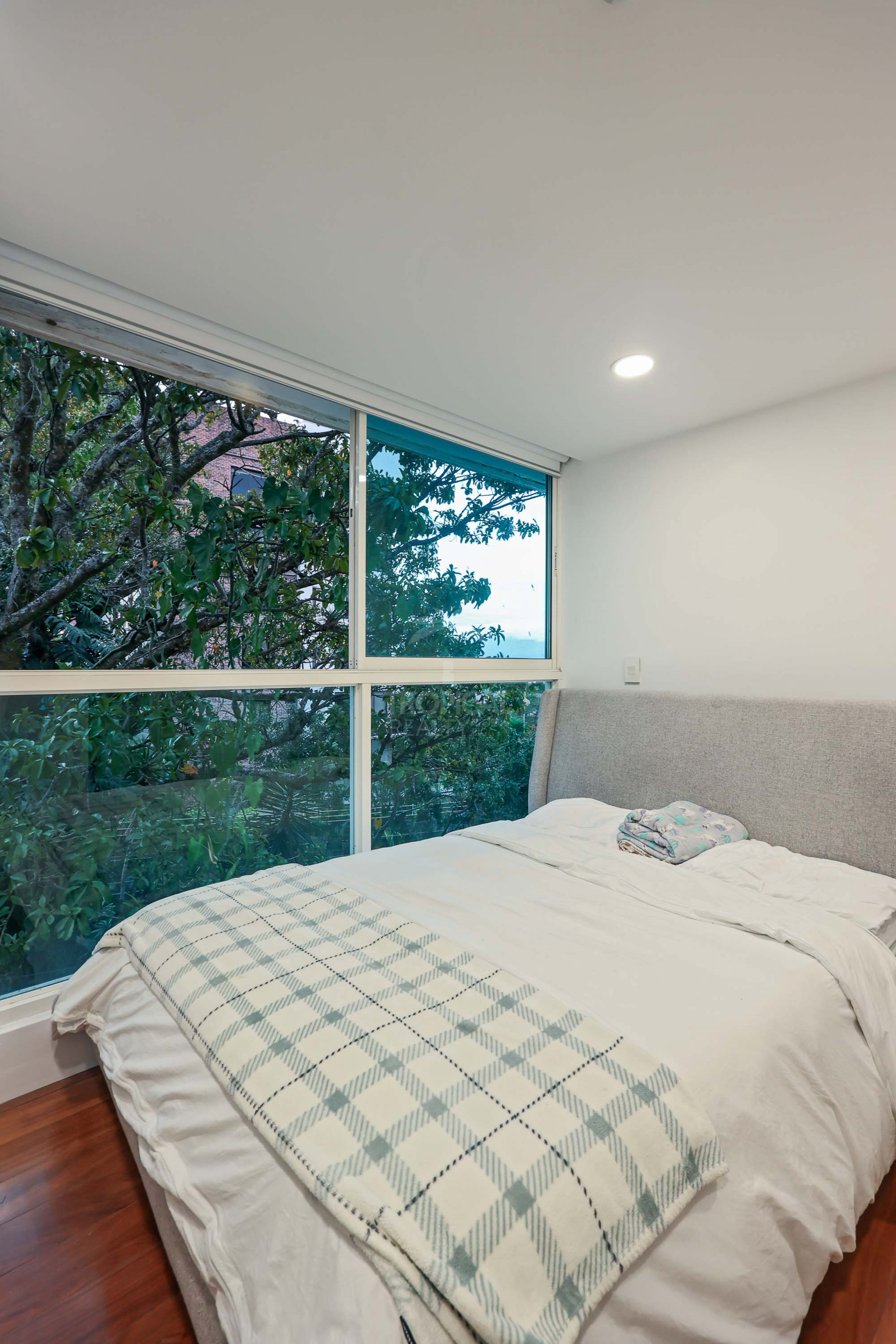 Luxury Penthouse for Sale in Escazú – Panoramic Terrace Near La Paco