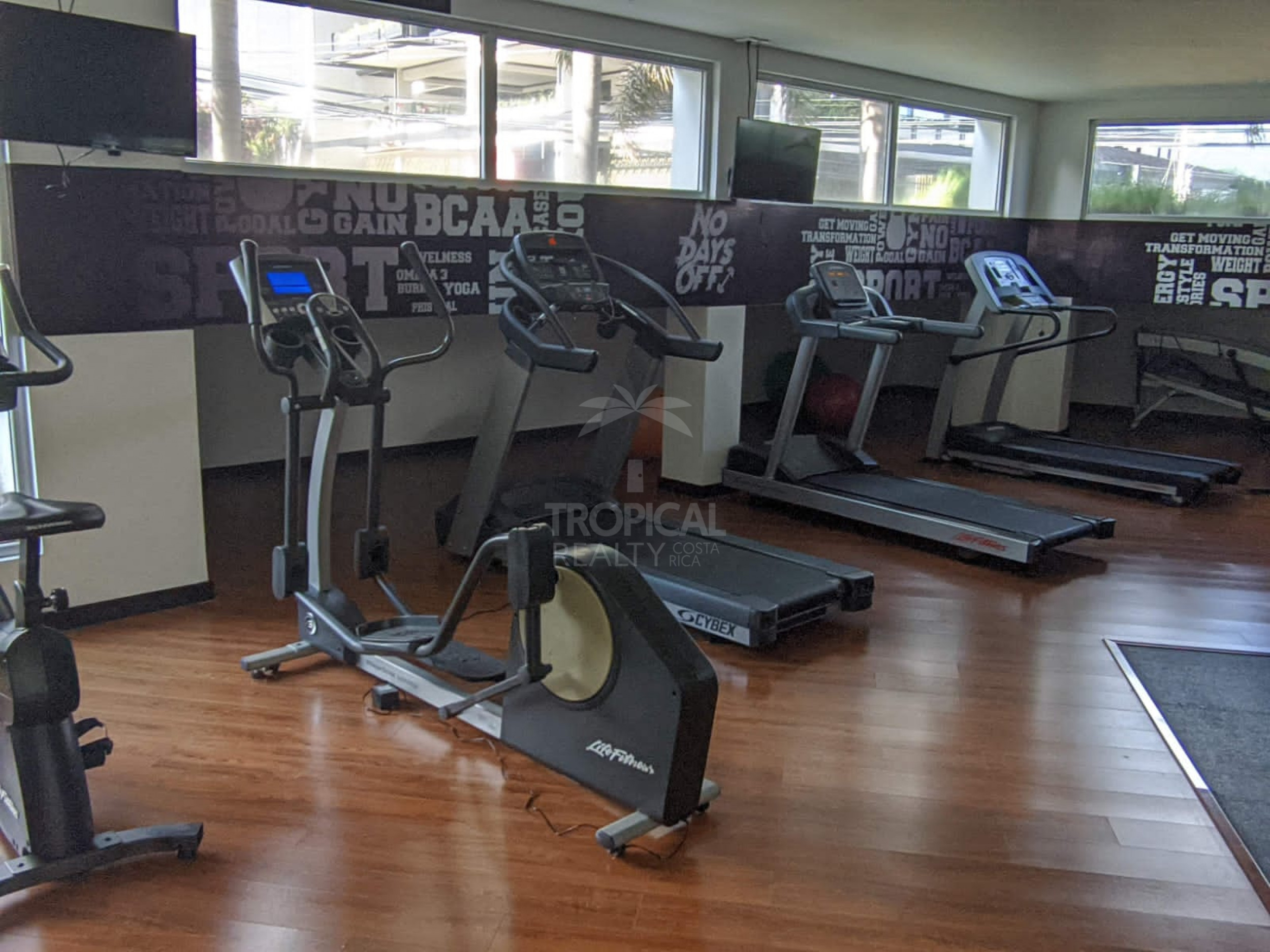 Apartment for Sale in Vistas de Nunciatura – 1 Bedroom + Office with Strong Rental Income