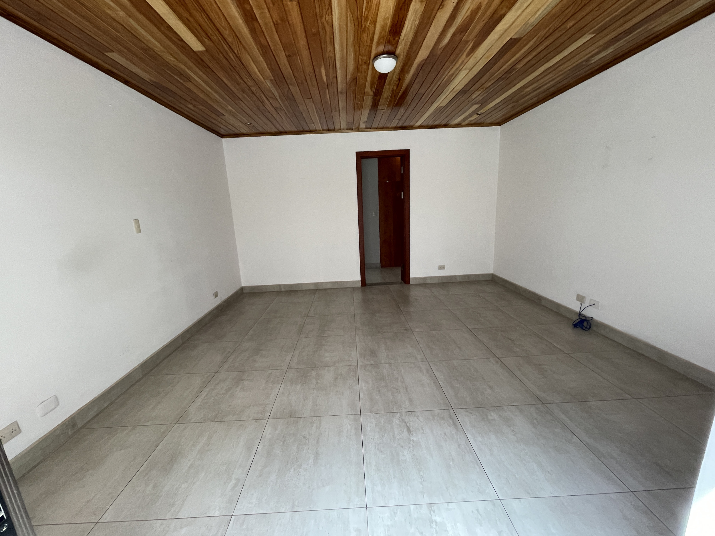 Detached House in Escazú, Trejos Montealegre: For Sale or Rent