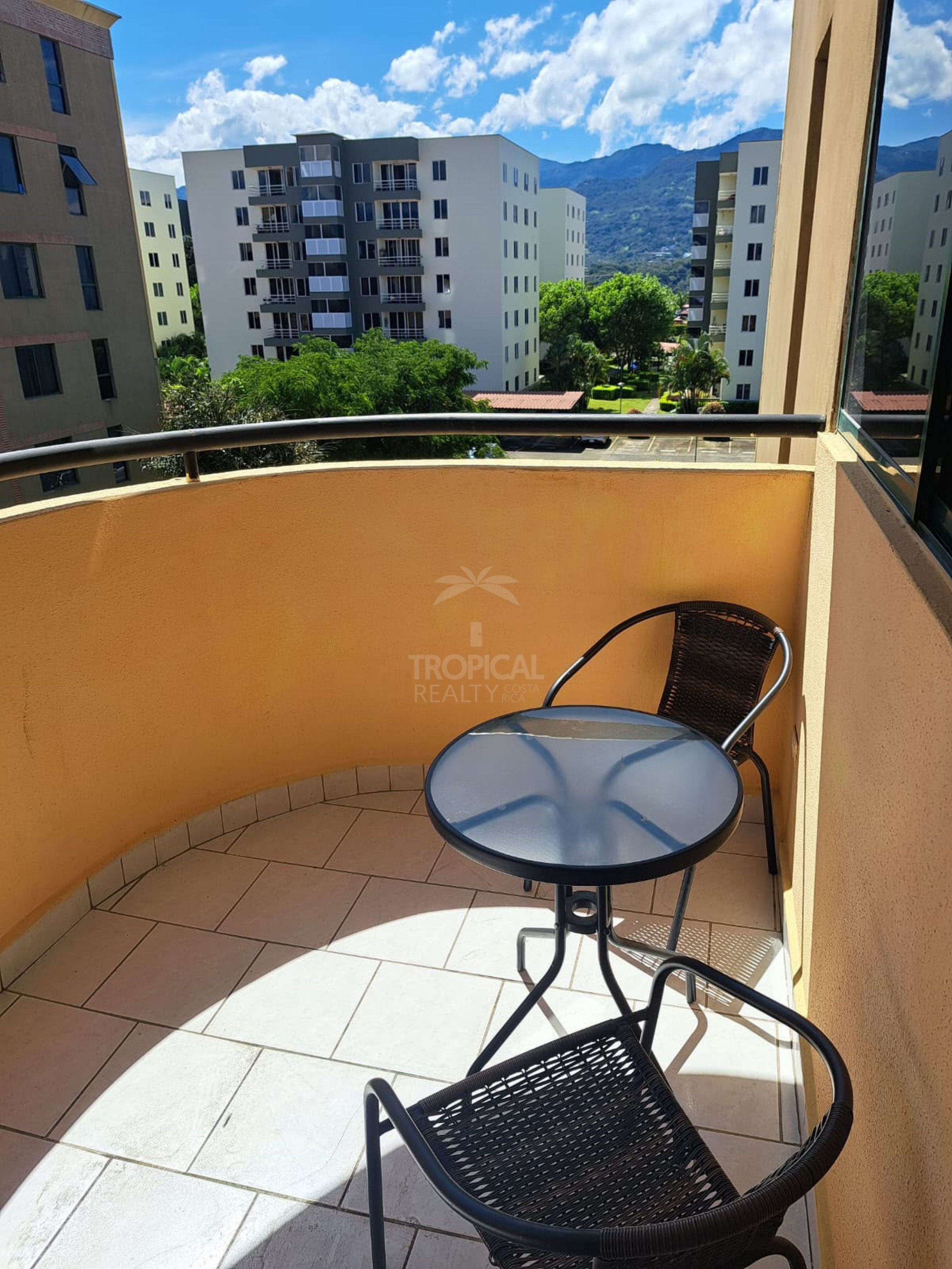 Turnkey Investment Opportunity: Condo in Campo Alto, Concasa