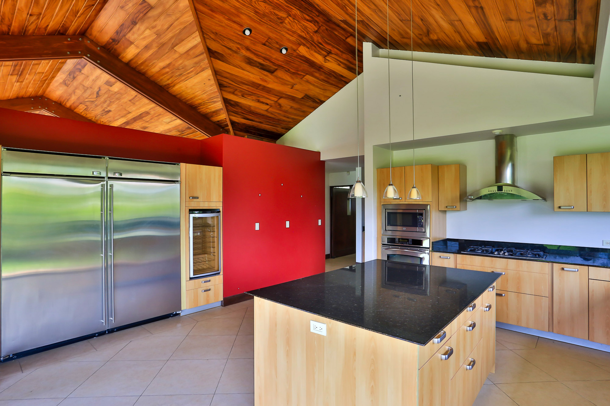 For Sale: Stunning Luxury Home in Monteran, Granadilla – Premier Location and Exclusive Privacy