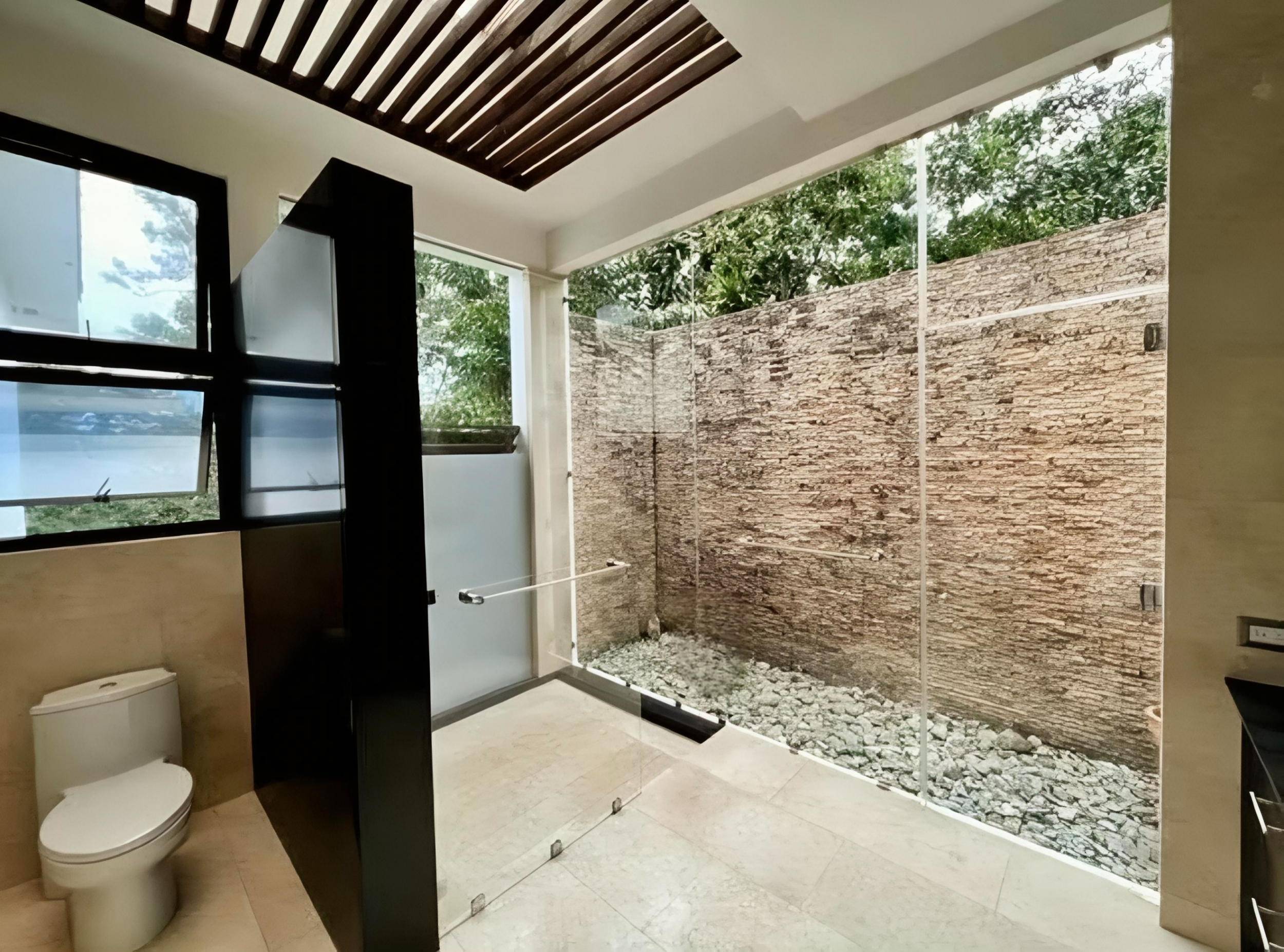 Exclusive Mountain Home in a High-End Private Gated Community – Santa Ana