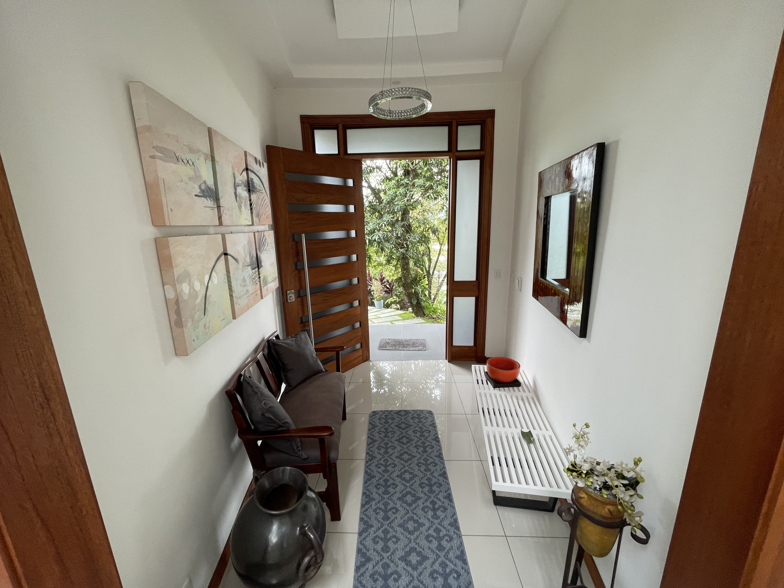 Modern Home for Sale with Views in Brasil de Mora, Ciudad Colón, San José