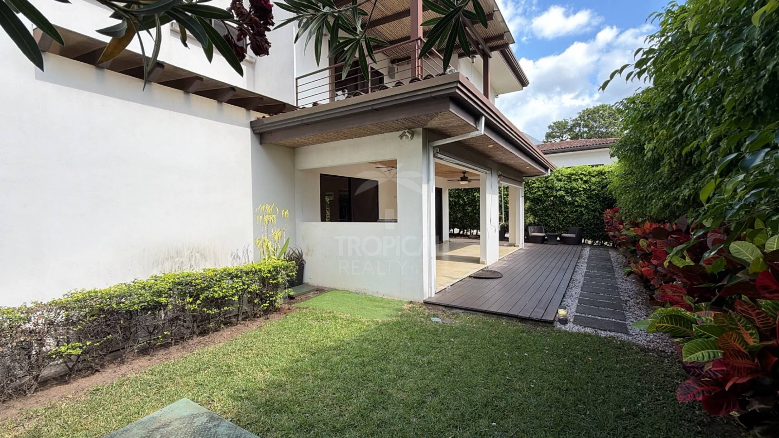 Luxury Living at Lomas del Valle Condominium