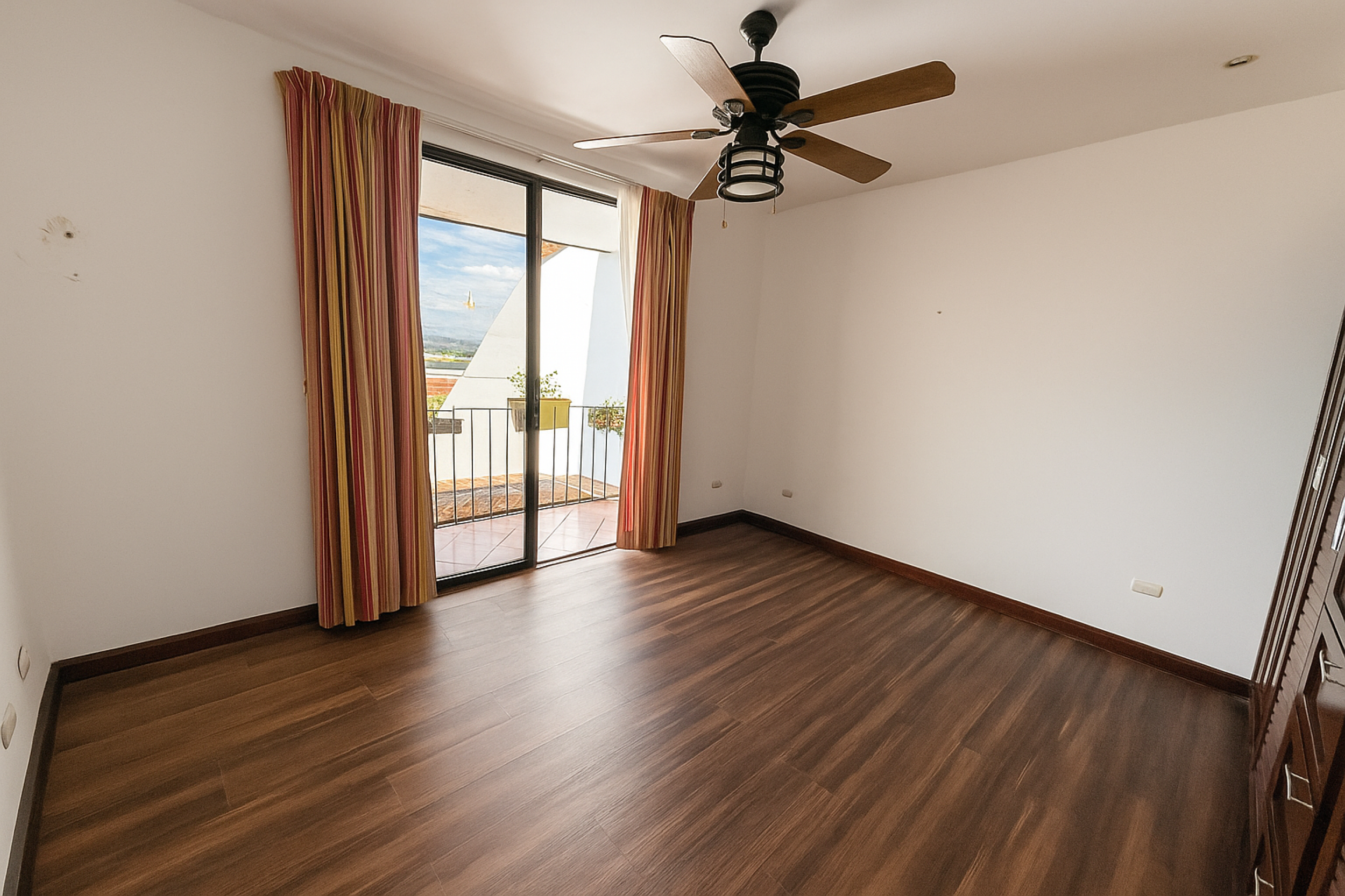 Spacious 4-Bedroom Home for Sale in Rohrmoser, San Jos